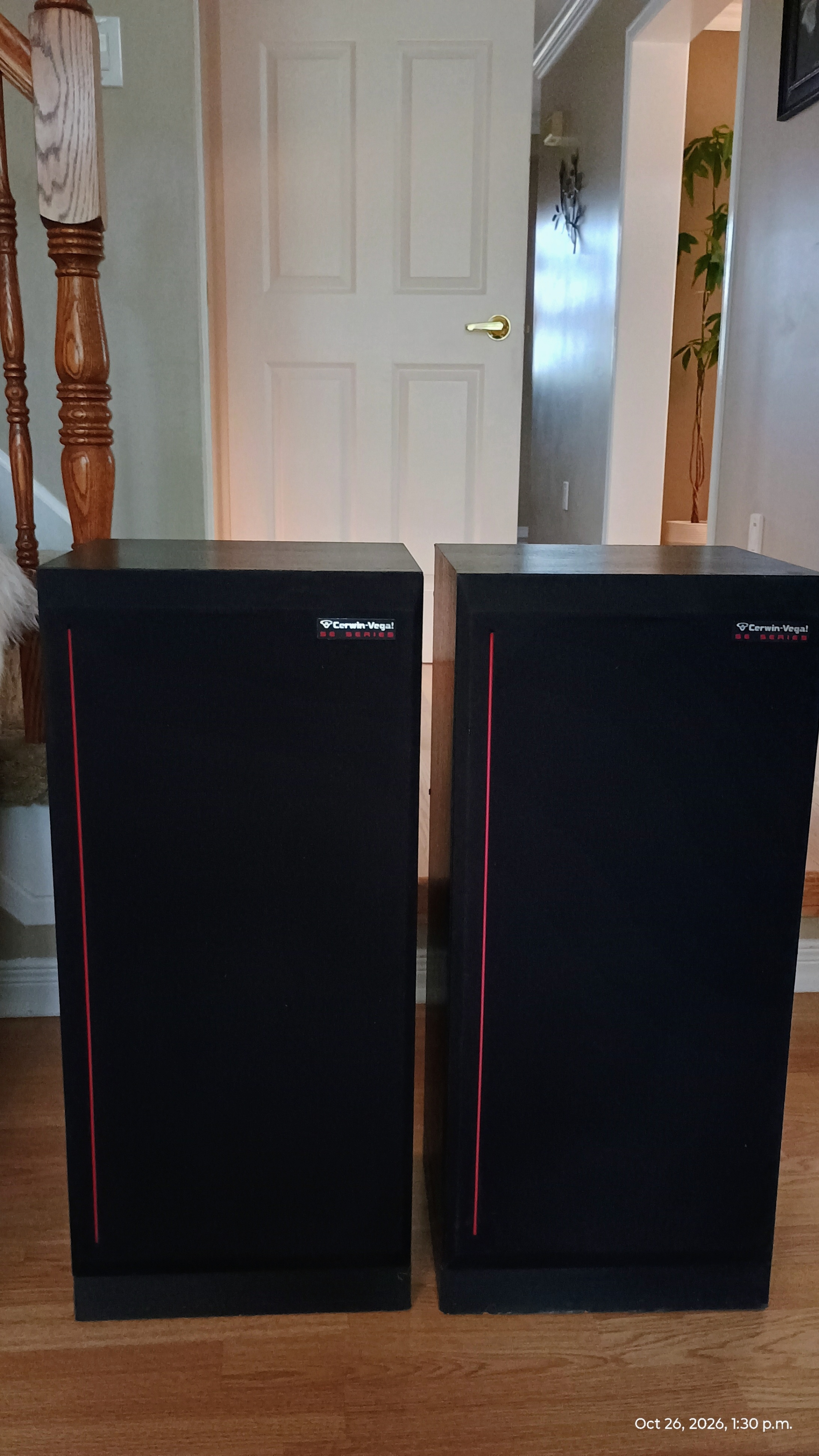 SPEAKER SET- CERWIN VEGA SERIES