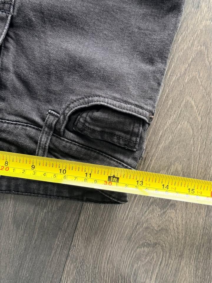 Abercrombie & Fitch Distressed Skinny Jeans