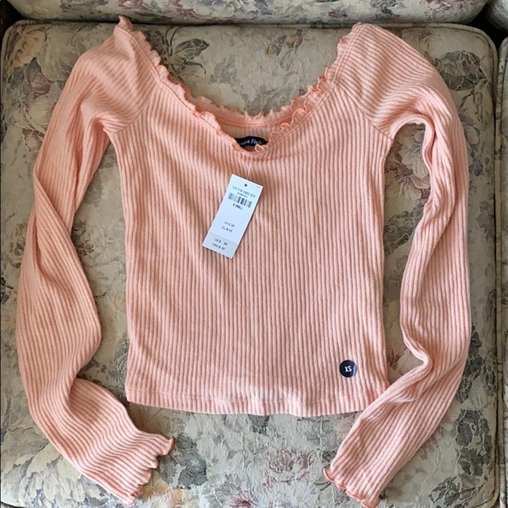 A&F off shoulder top. NWT!