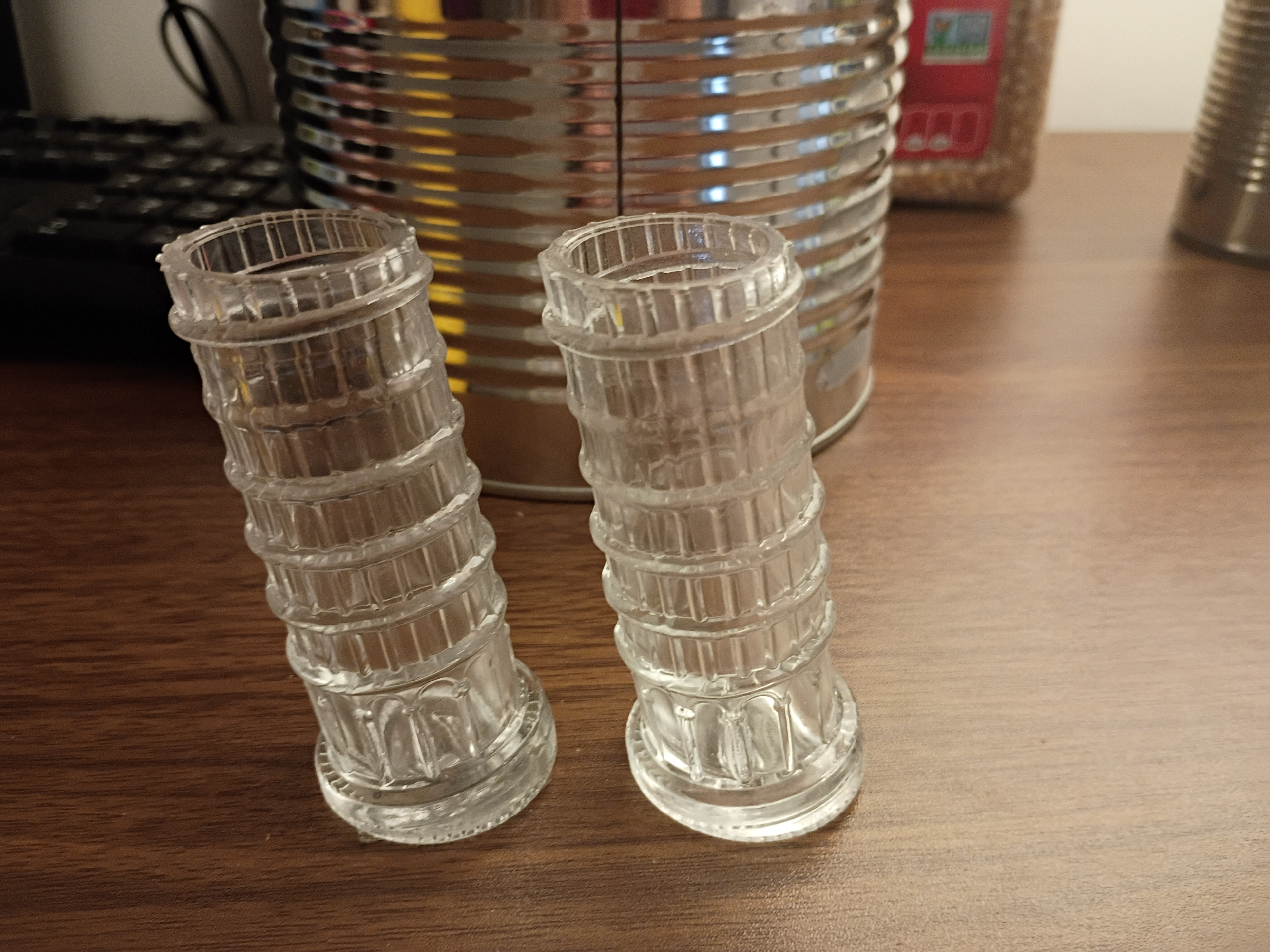 pisa tower shaped shot glasses