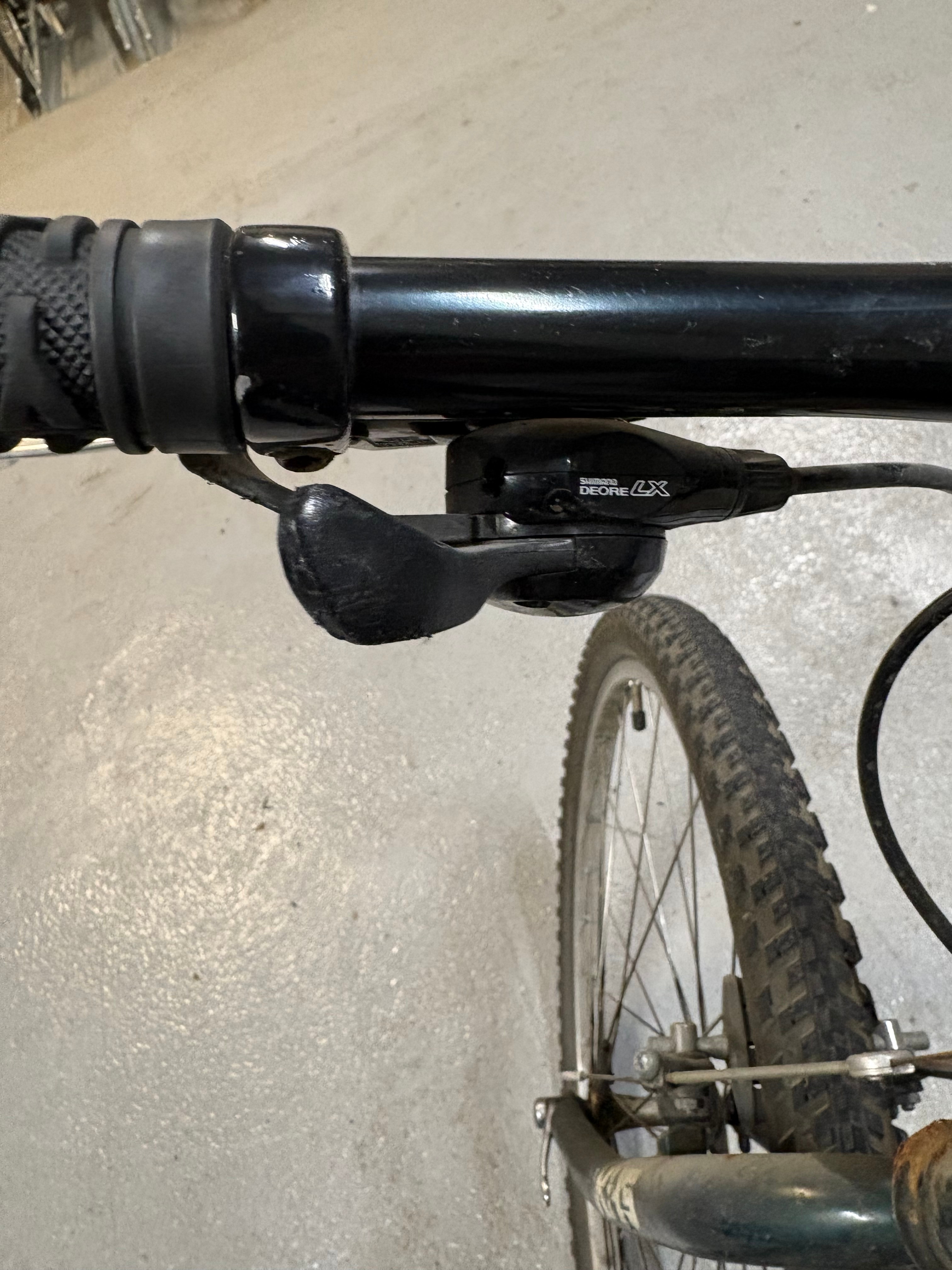 KHS Montana Descent Mountain Bike – Shimano Deore LX + Lock - photo 5