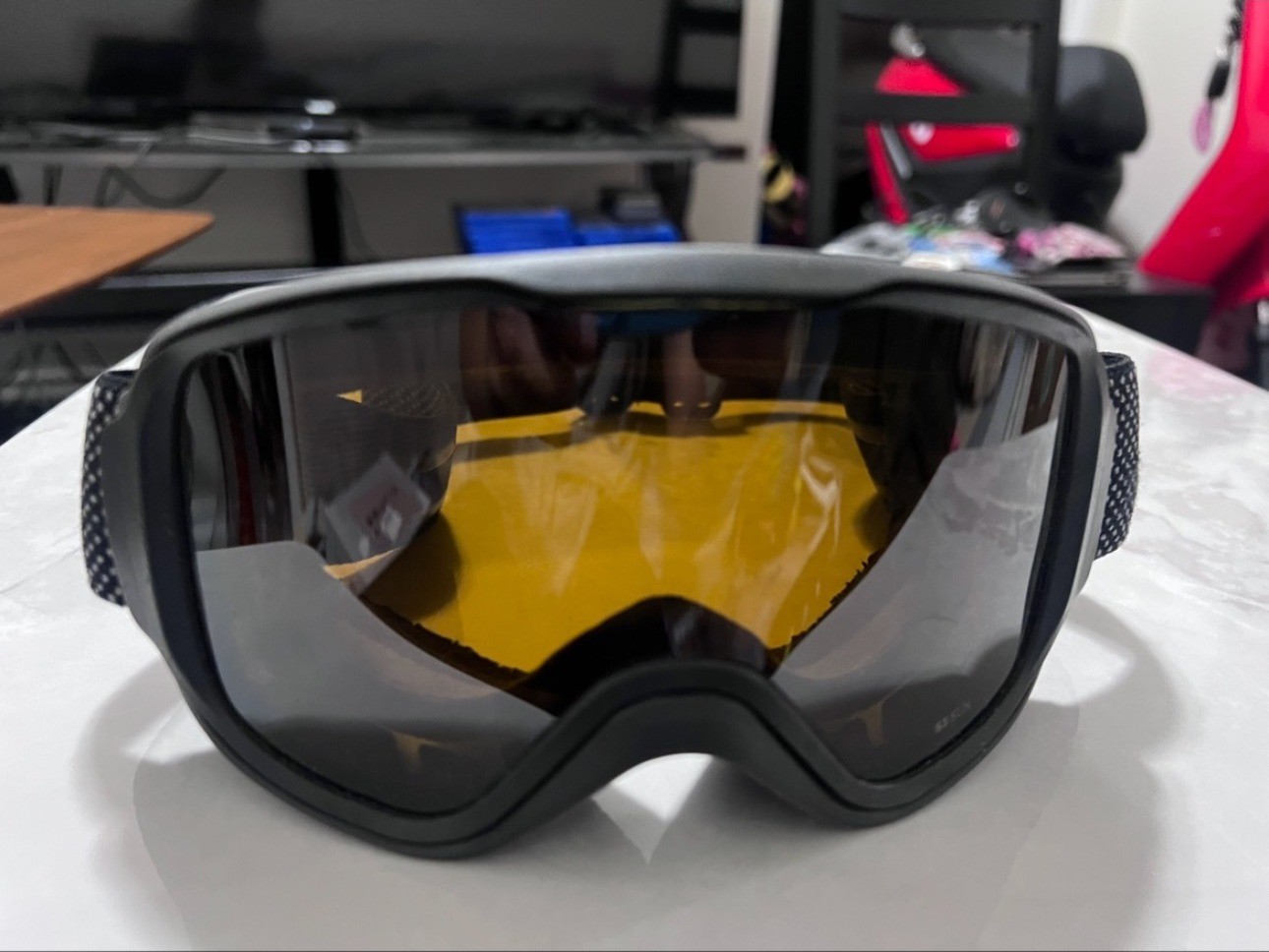 Ski Goggles - Almost New