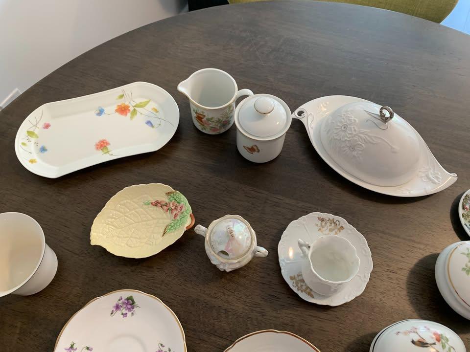 Assorted Vintage Porcelain Tableware Collection - photo 5