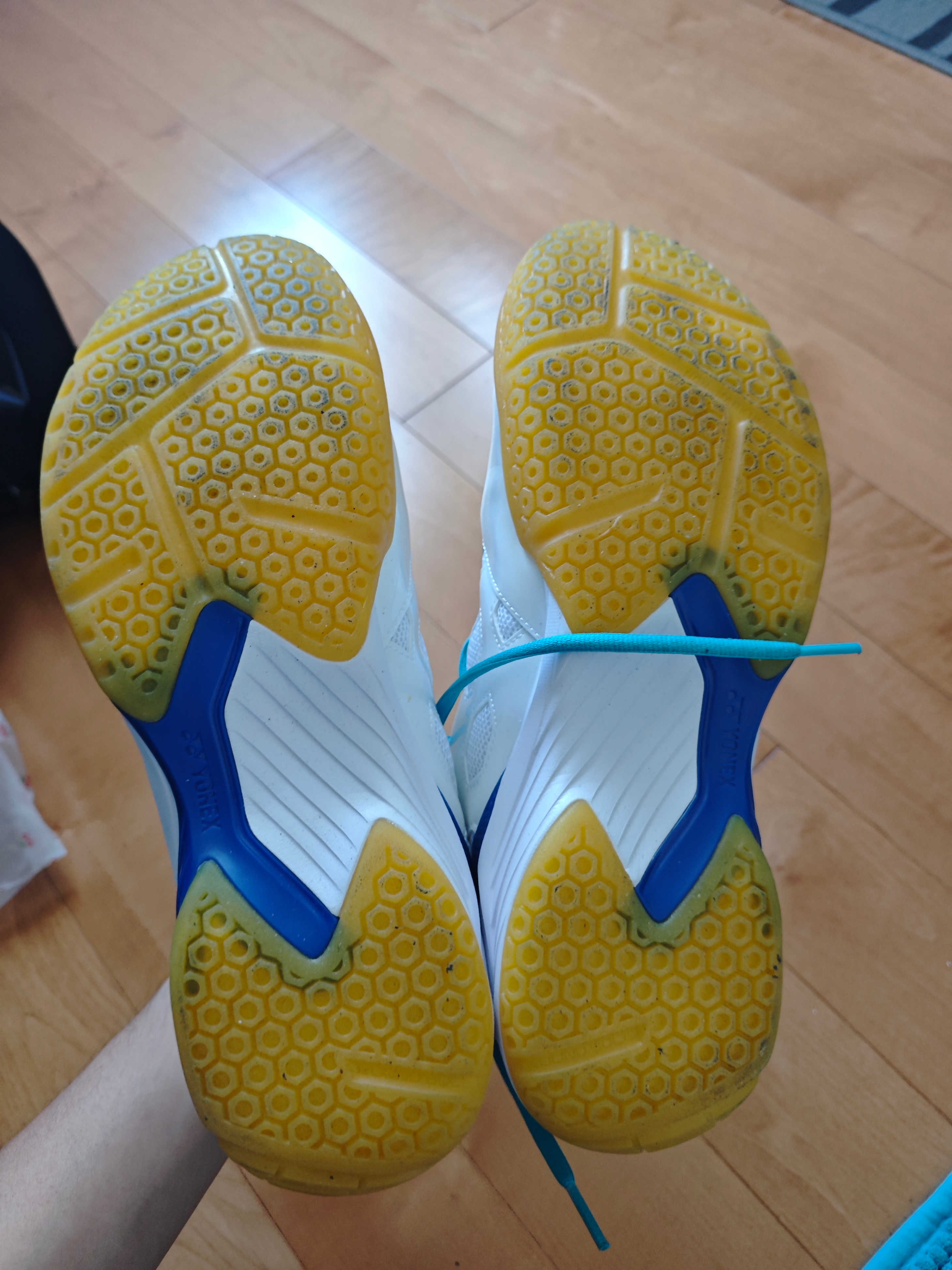 Yonex Badminton Shoes – Men's US 11 - photo 3