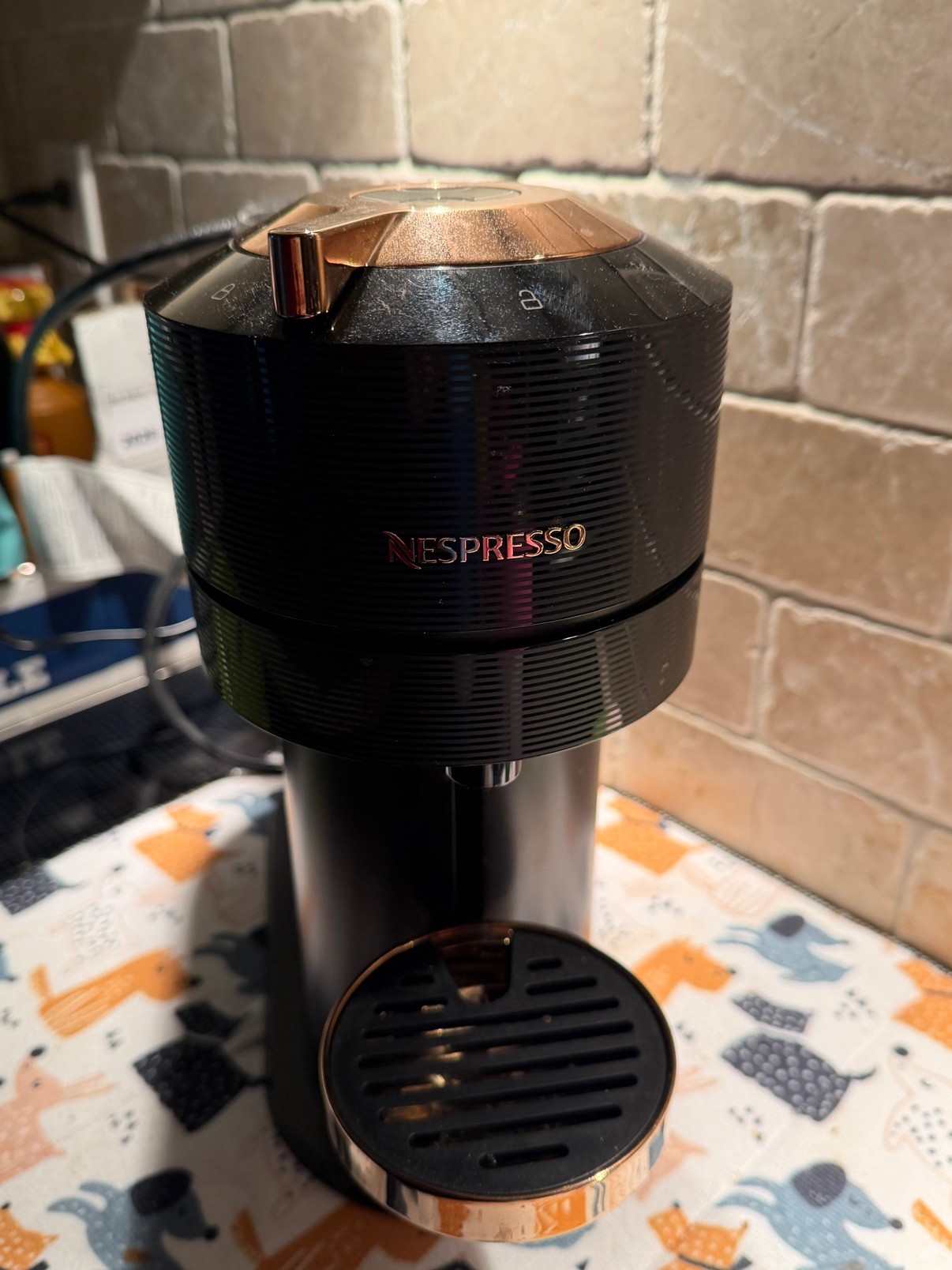 Nespresso Vertuo Next Premium – Black Rose Gold – Used <10 Times