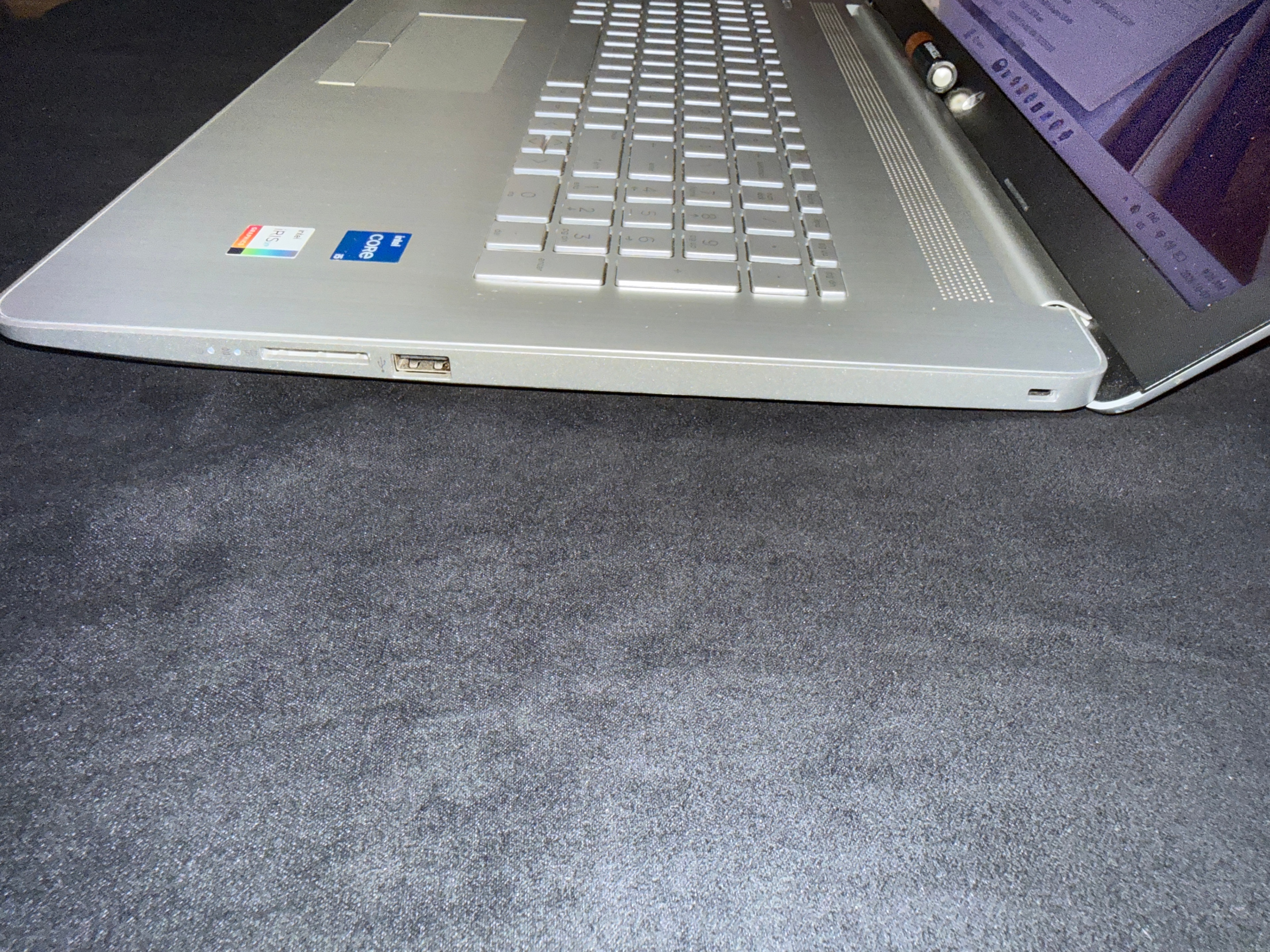 REFURBISHED  As is - HP 17 Laptop i5 11th Gen 16GB RAM 238GB SSD - photo 3