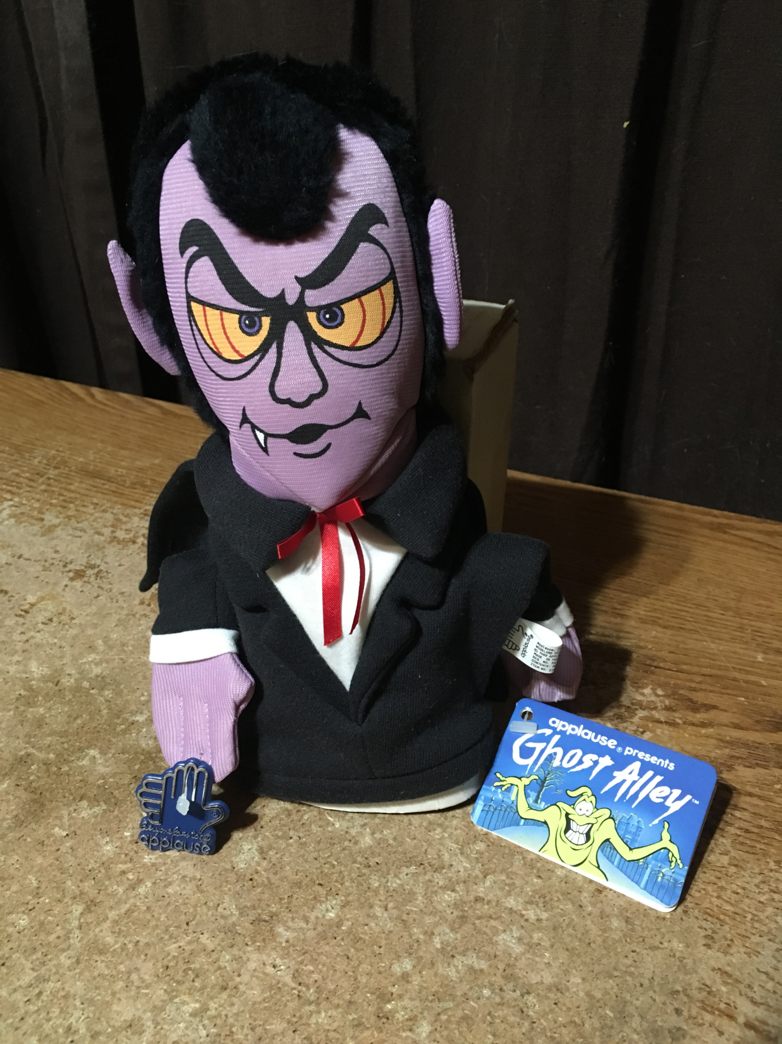 VINTAGE 1989 APPLAUSE GHOST ALLEY HAND PUPPET DRACULA VAMPIRE 10