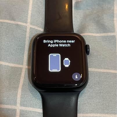 Apple Watch 9 45mm – Mint, No Scratch, Battery ~94%