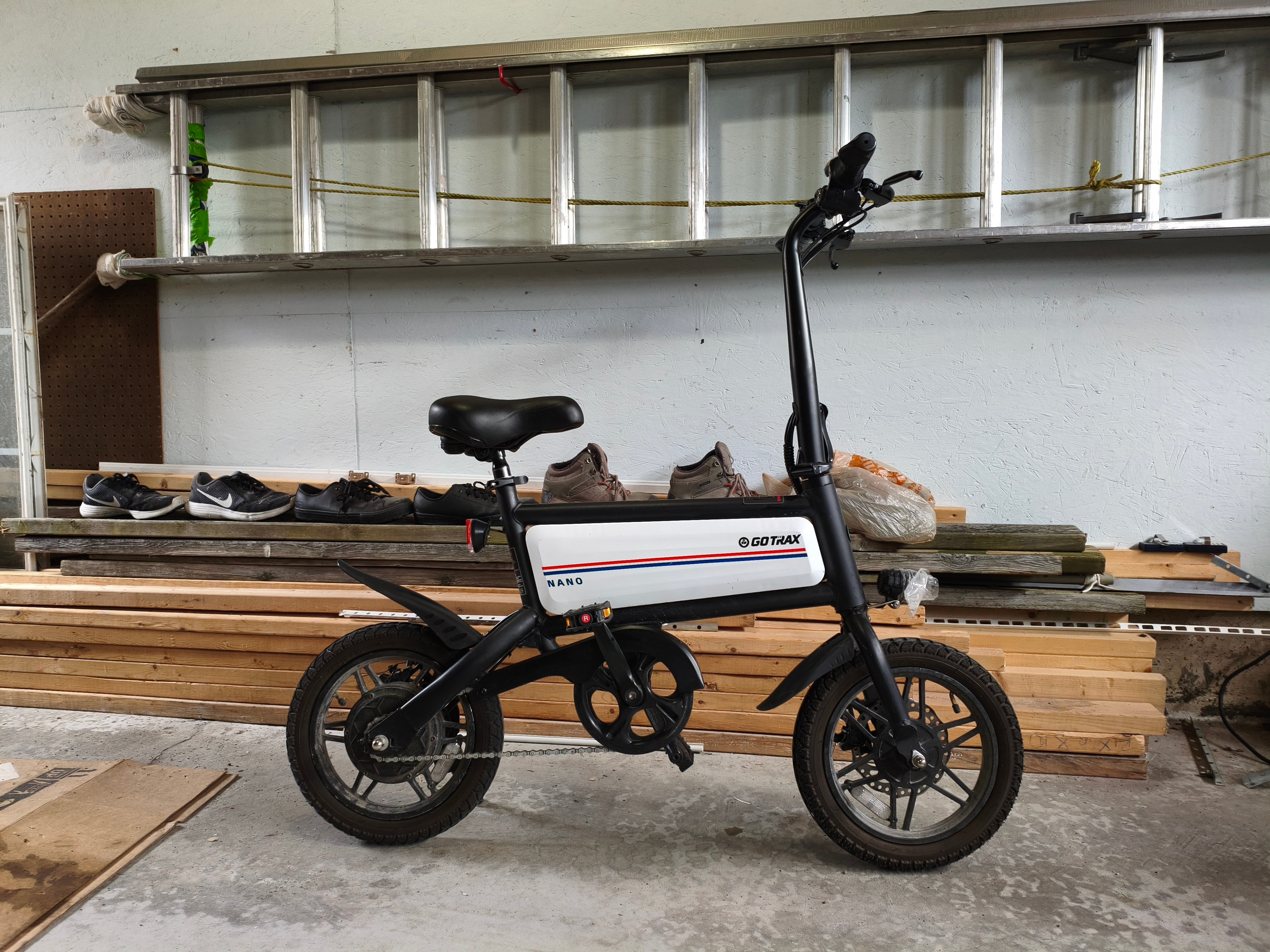Gotrax nano 14 inch foldable ebike - photo 2