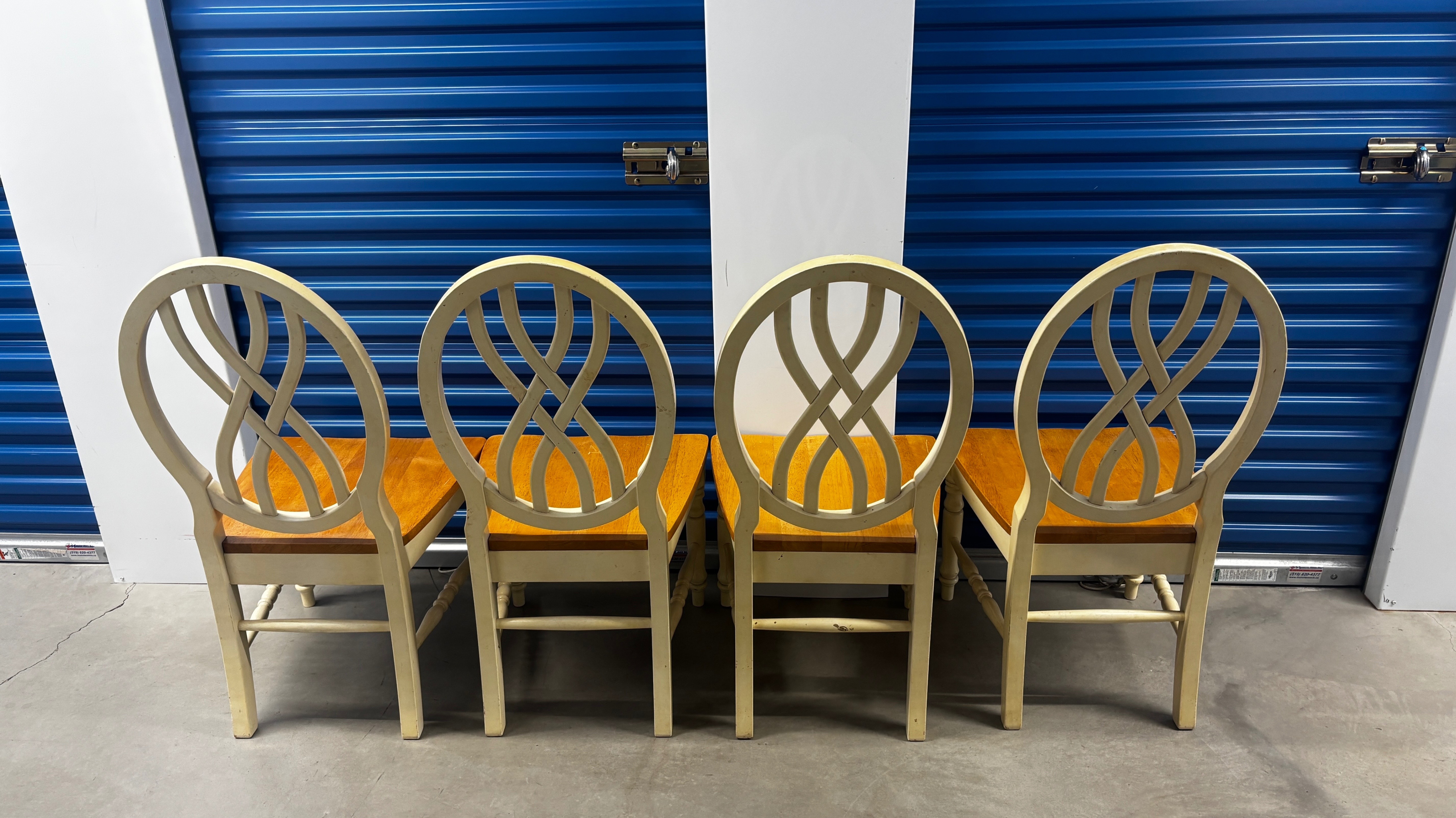 Solid Oak Kitchen table and 4 chairs. - photo 4