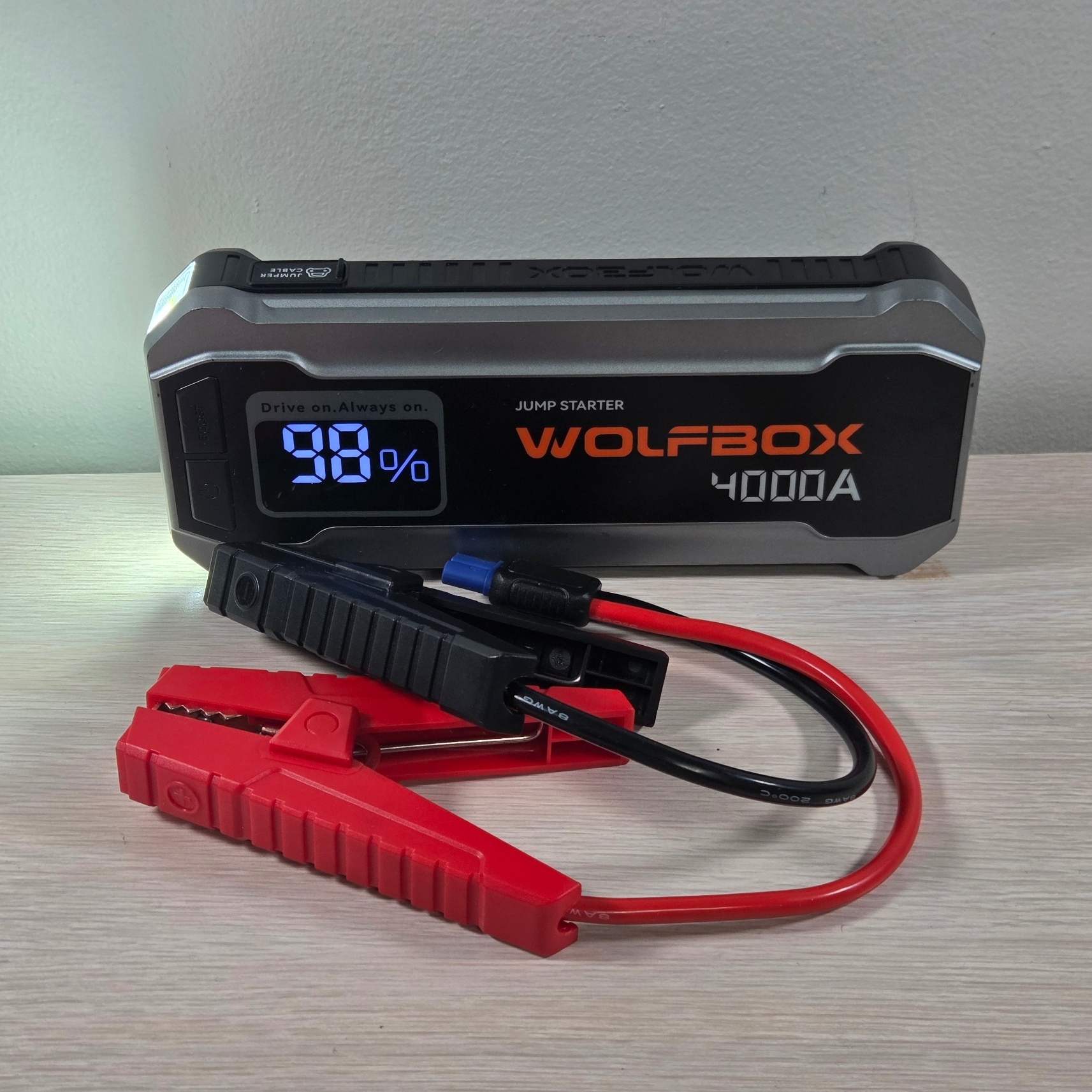 WOLFBOX 4000A Jump Starter - photo 3