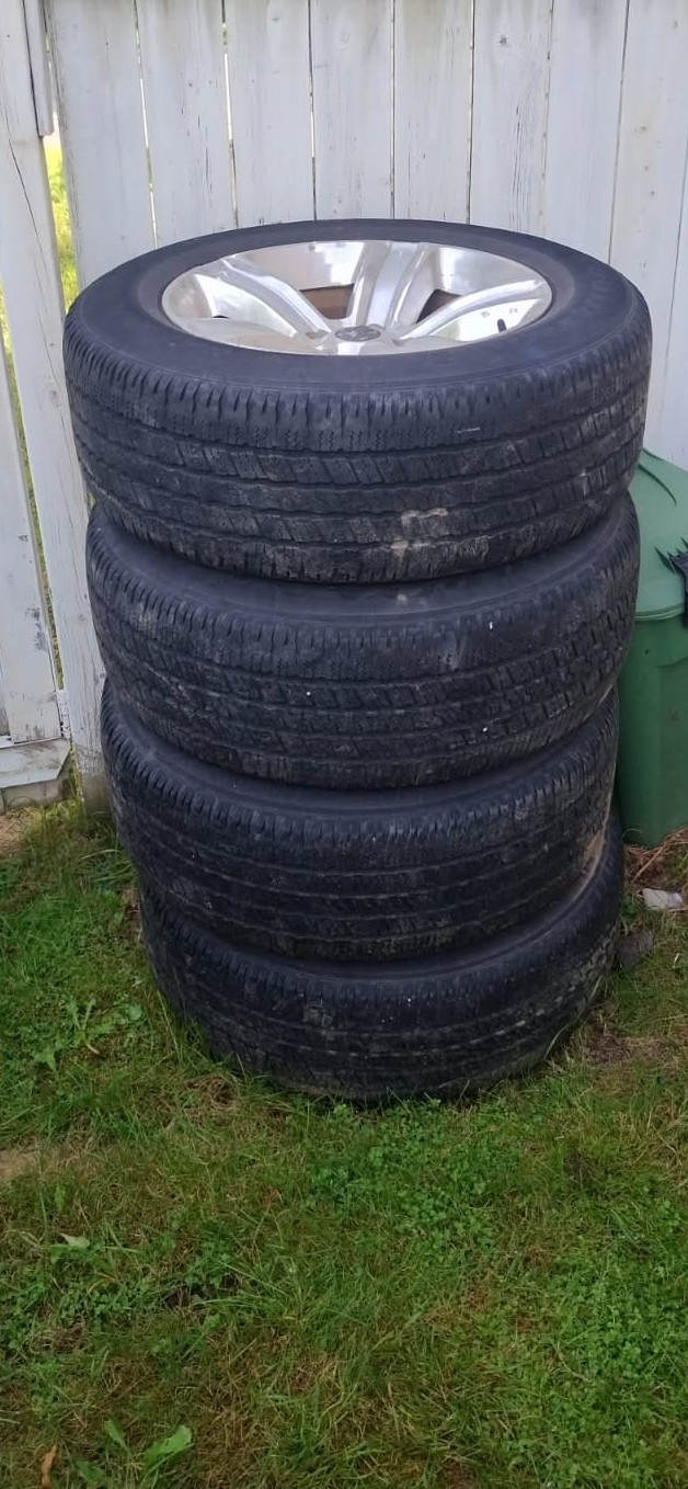 Dodge Ram Truck Tires & Rims - photo 2