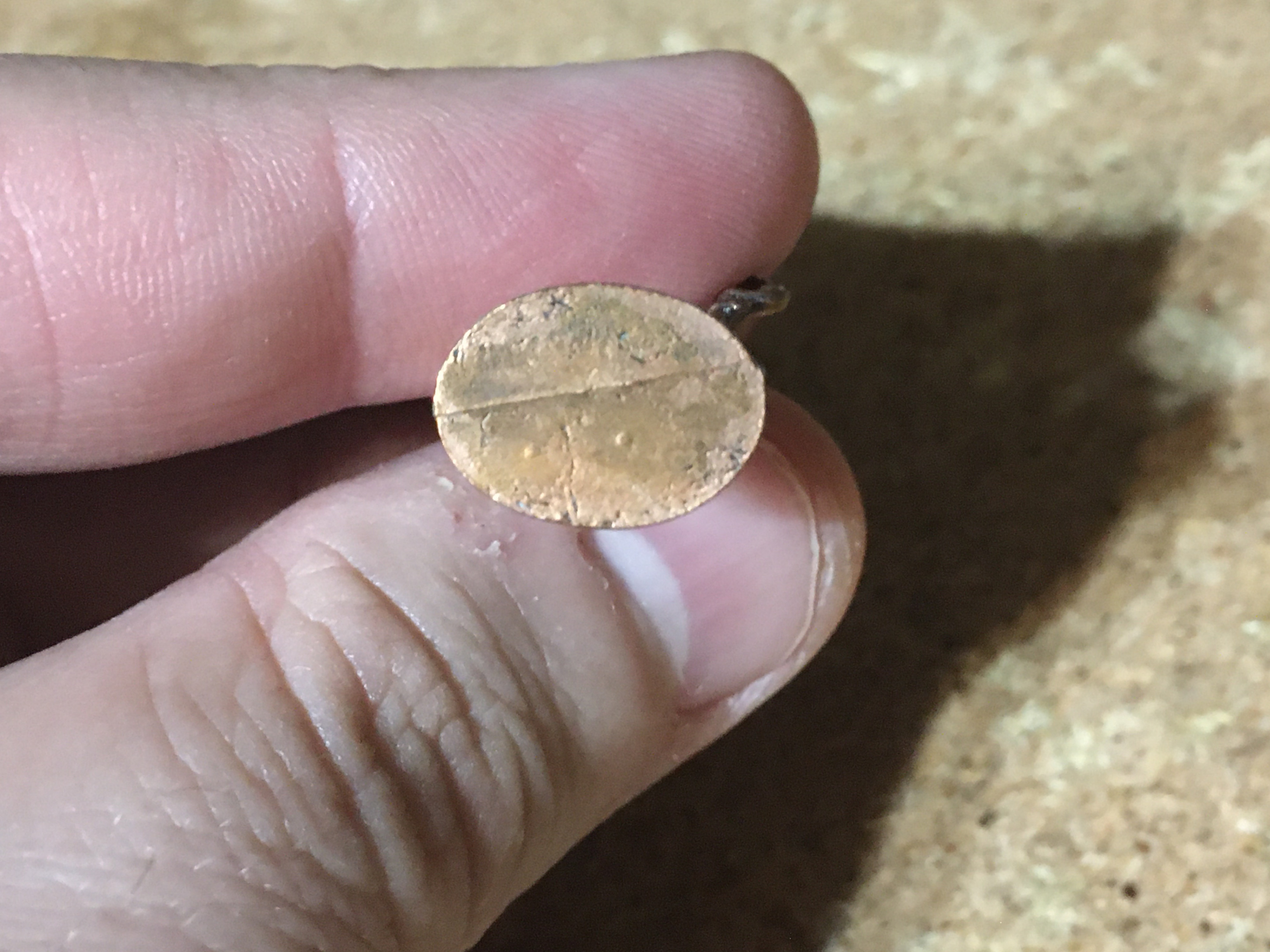 VINTAGE METAL MILITARY TINY SOLDIER FIGURE COPPER COLOR - photo 3
