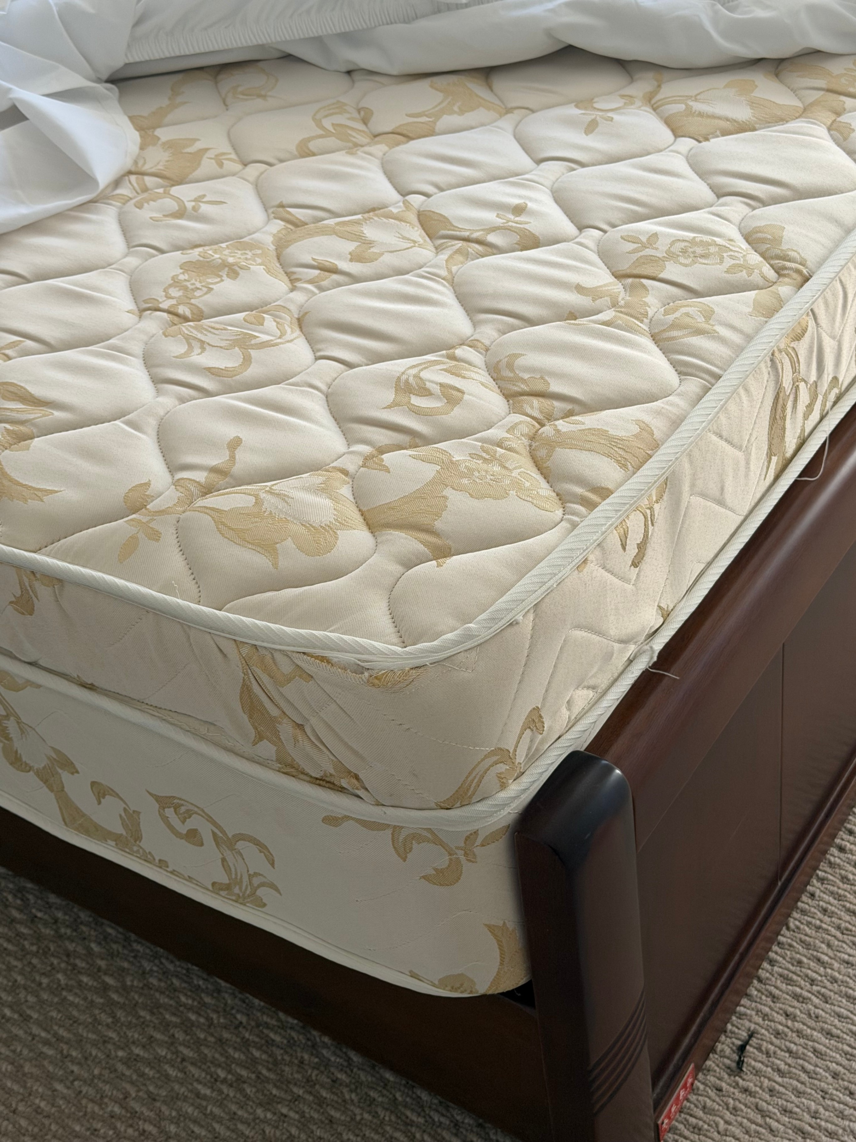 Queen Wood Sleigh Bed + Spring Mattress - photo 3