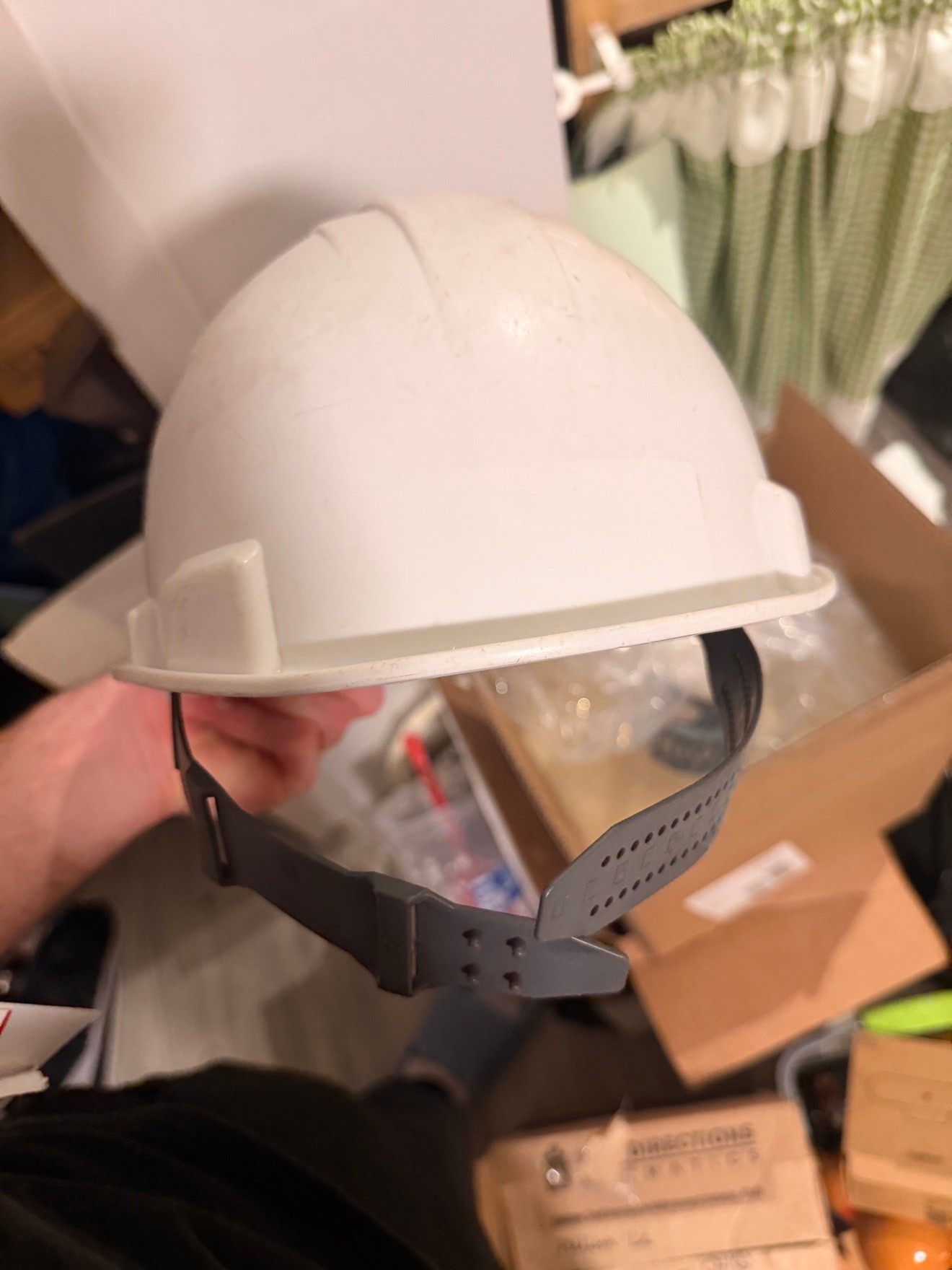 White Hard Hat - CSA Type 1 Class E, Ratchet Suspension (Used) - photo 4