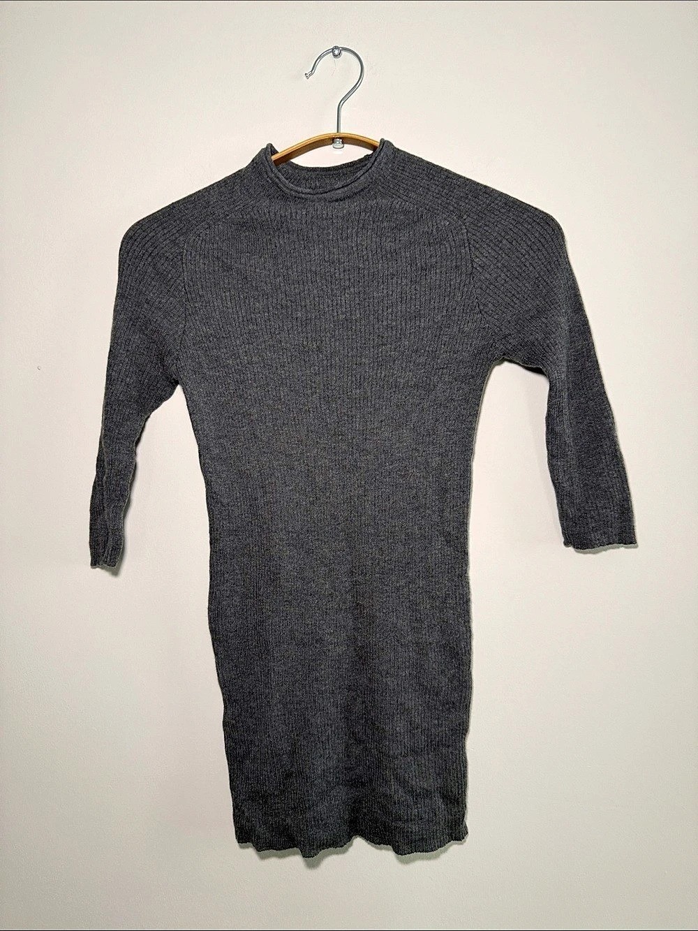 Cashmere and Silk Grey Knit Mockneck Ribbed Top