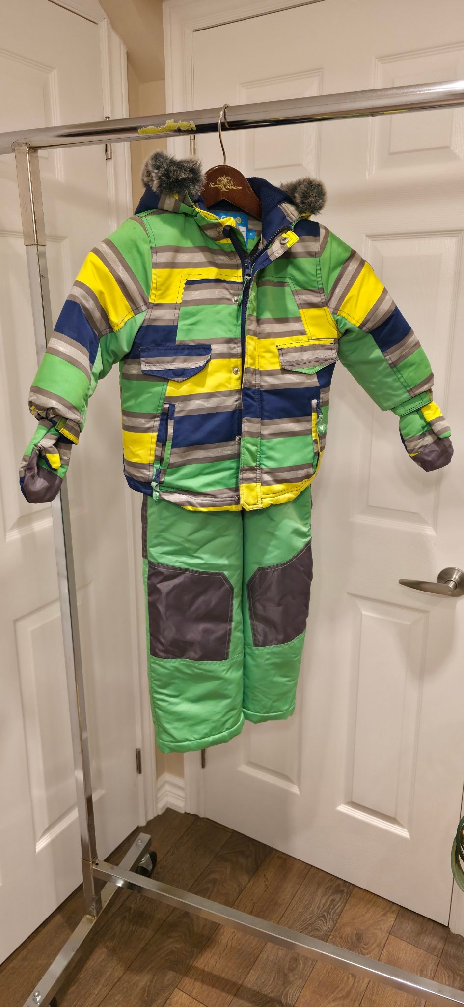Kids LuvGear toddler 3-piece snowsuit size 3