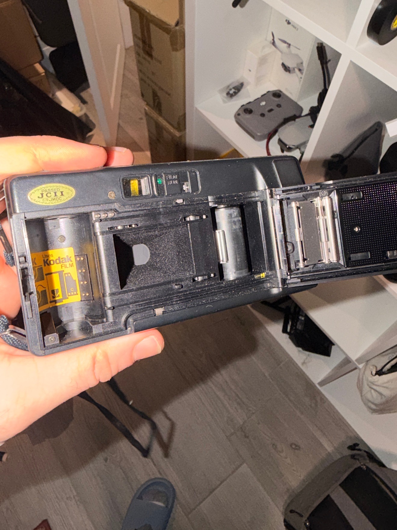 Kodak VR35 Medalist 35mm Film Camera — NOT WORKING - photo 2