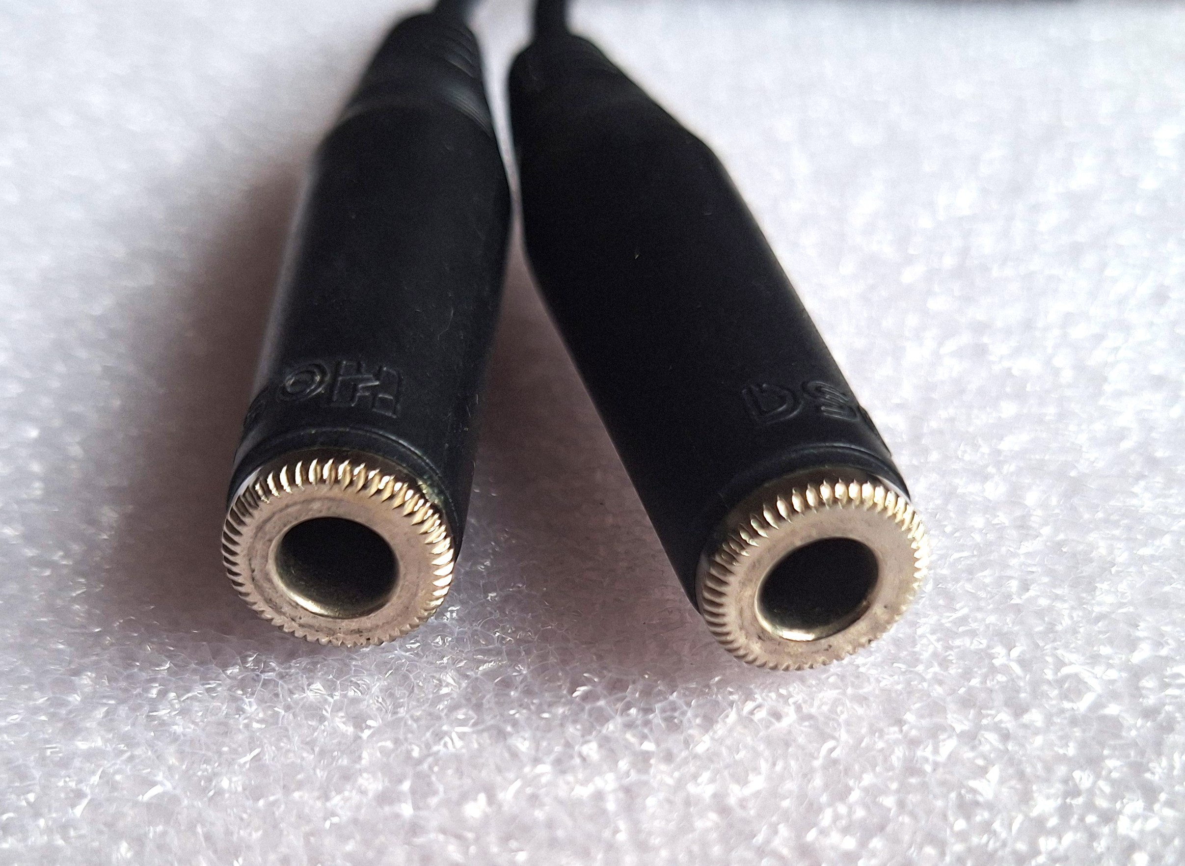1/4 inch Y-splitter audio cable - photo 2
