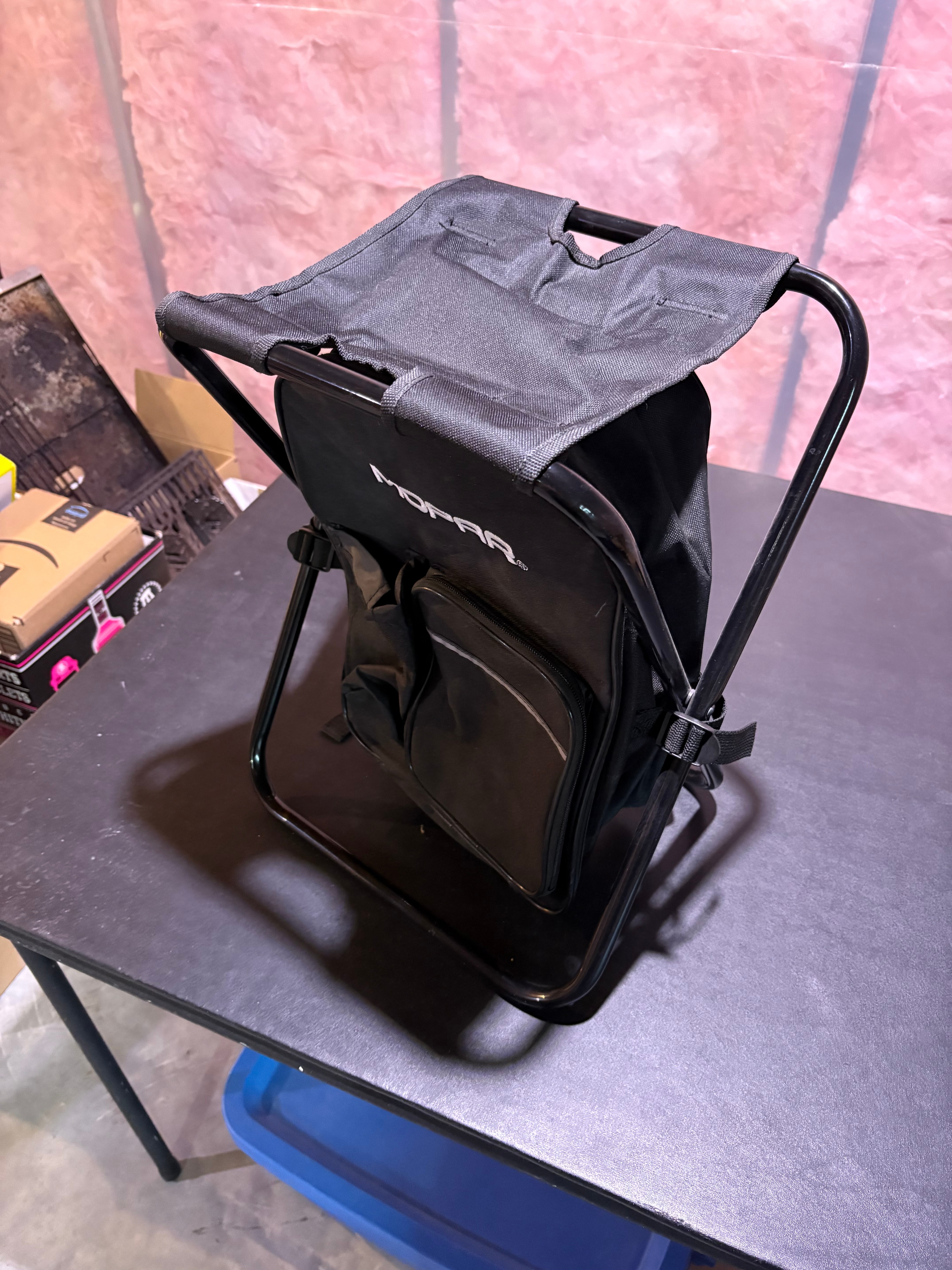 Mopar Folding Chair & Backpack - photo 3