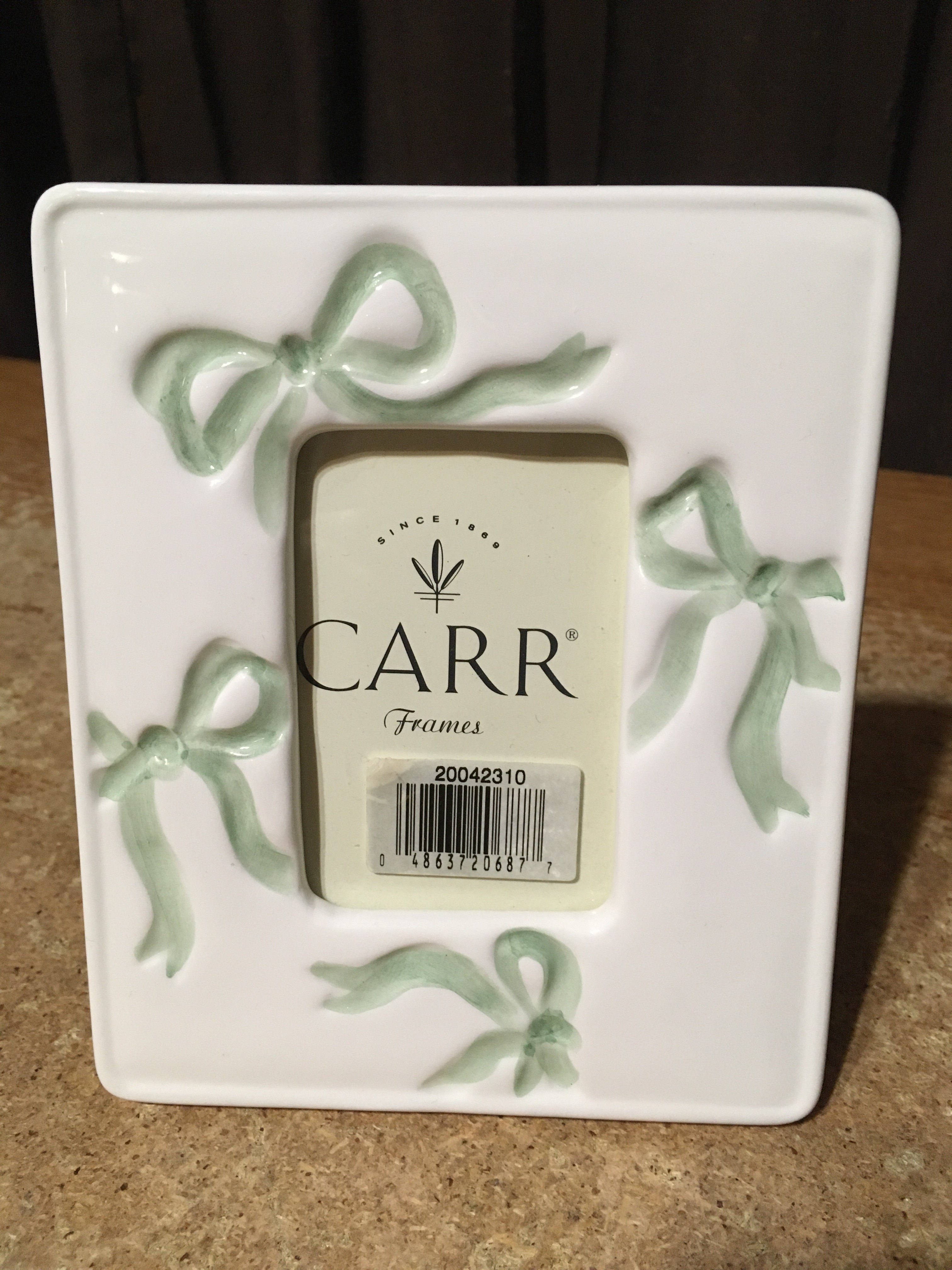 1997 CARR FRAMES BABY PHOTO FRAME 3.5" X 2.5" WHITE & GREEN BOWS