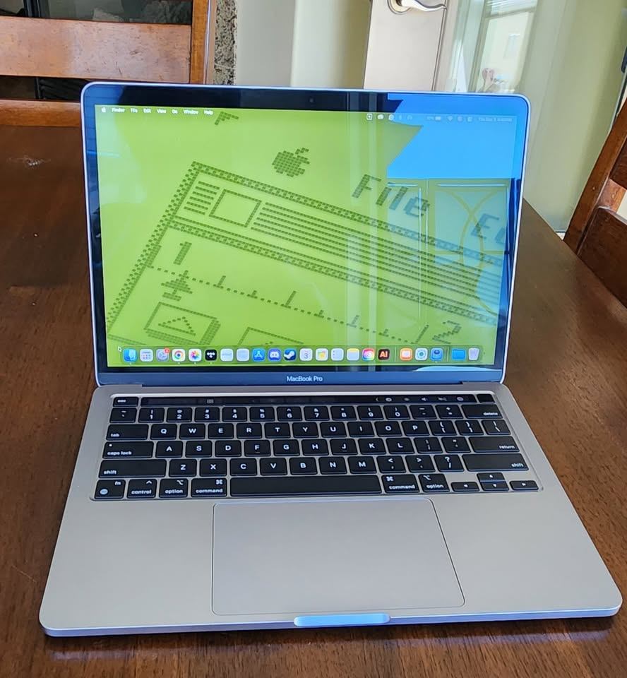 Apple MacBook Pro 13-inch 2022