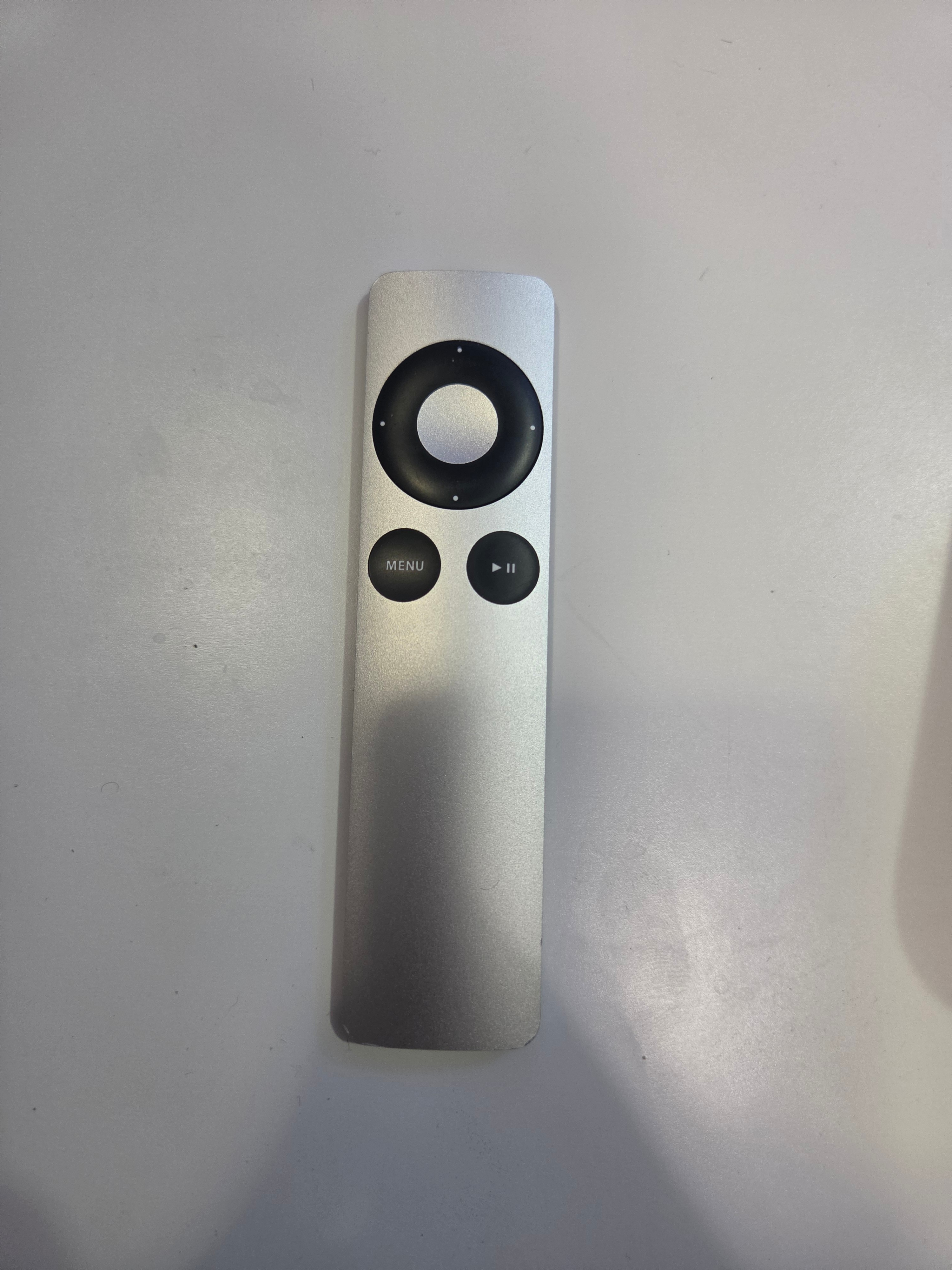 Apple TV 4k 1st Generation 32GB Model A1842 - Media Streamer -… - photo 3
