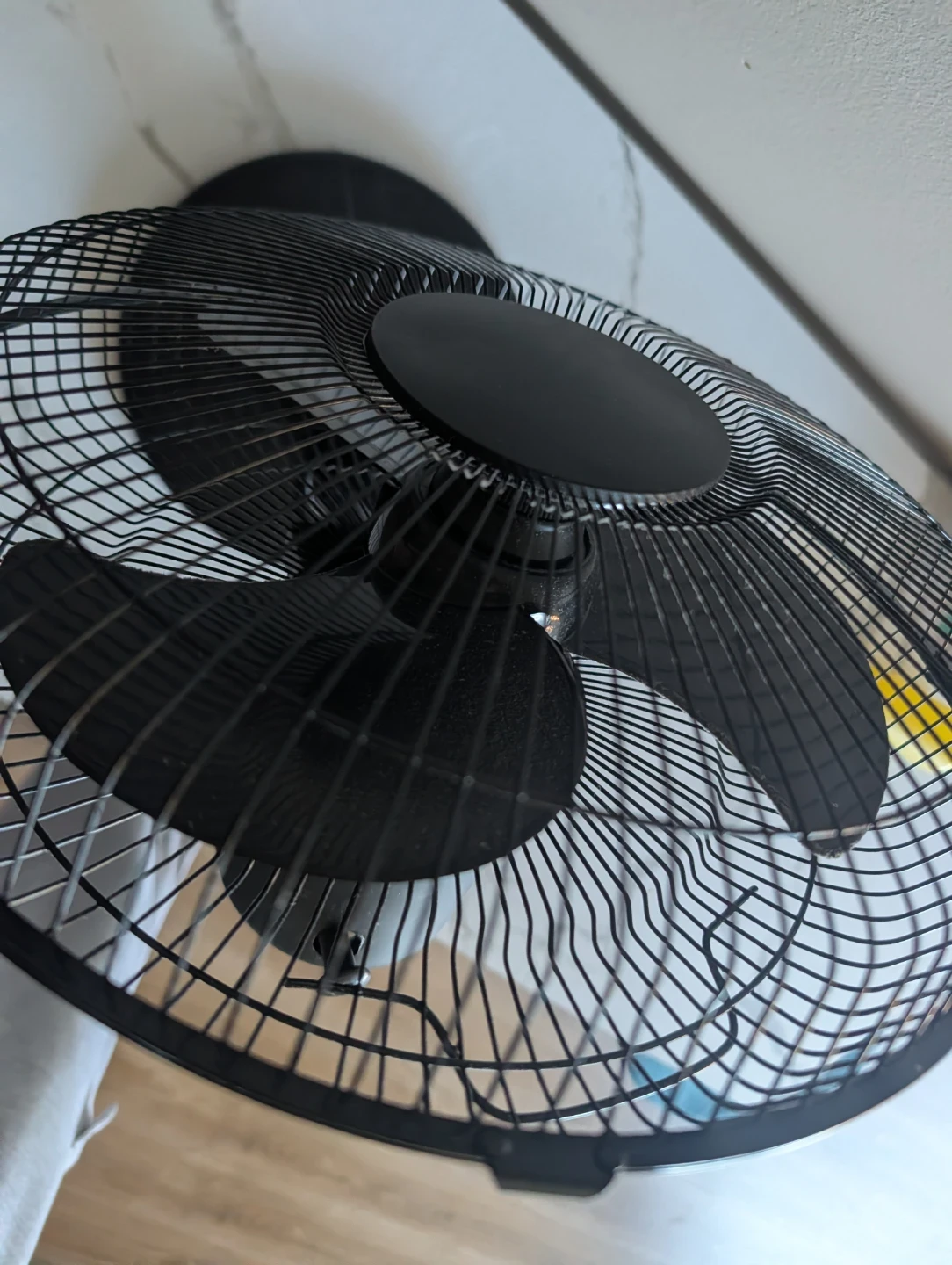 Black Table Fan -moving out sale - photo 5