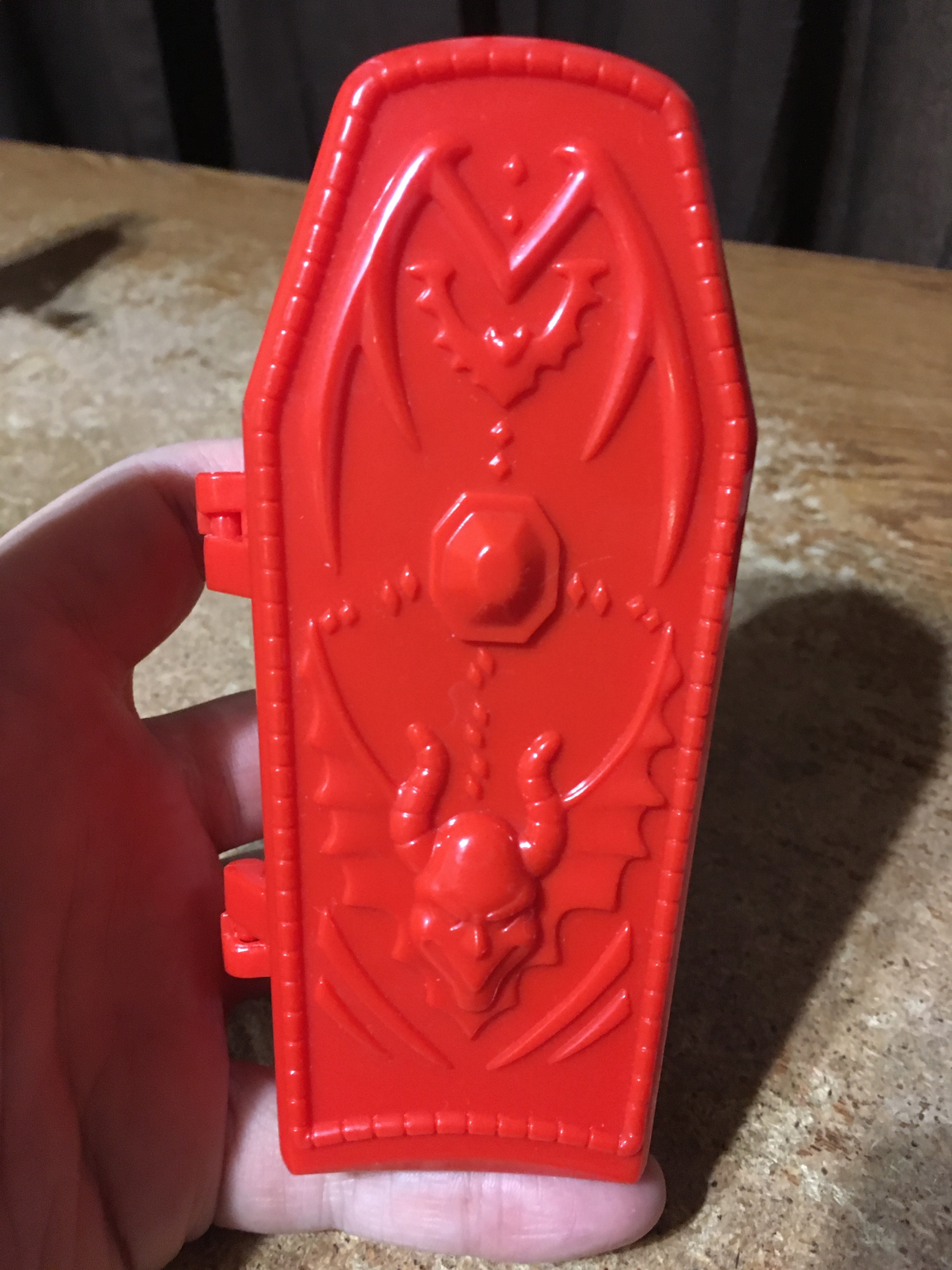 2003 TACO BELL CREATURE CRYPTS COUNT VALDI VAMPIRE WITH COFFIN - photo 4