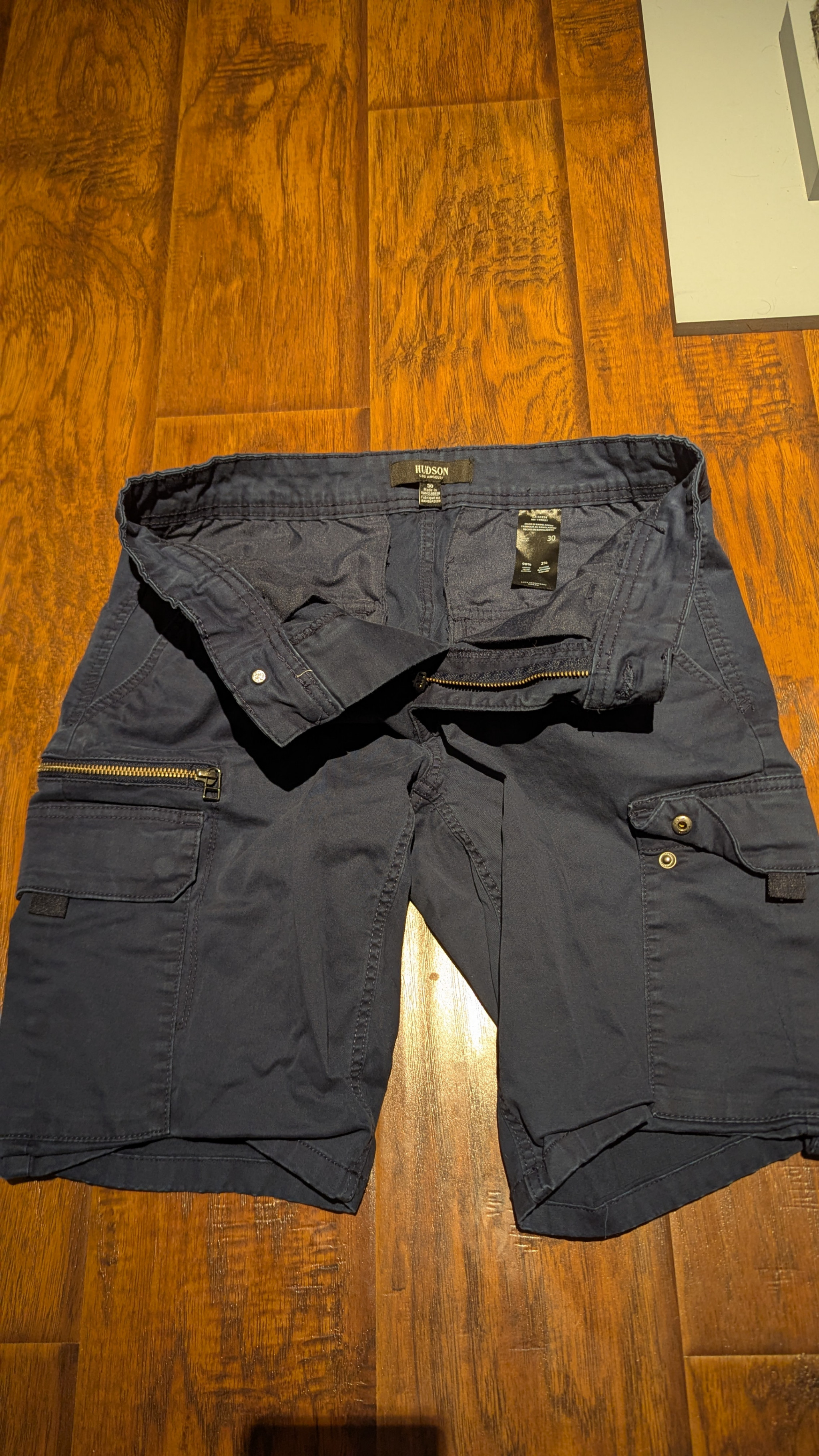 HUDSON Los Angeles navy cargo shorts size 30