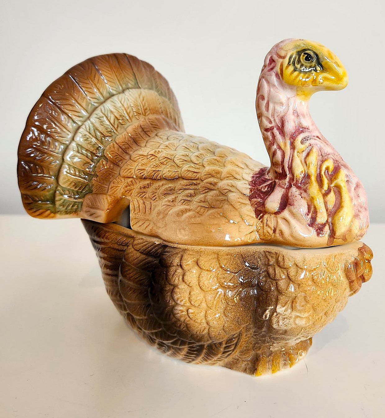 Vintage Hand-painted Turkey Gravy Boat / Soup Tureen - photo 3