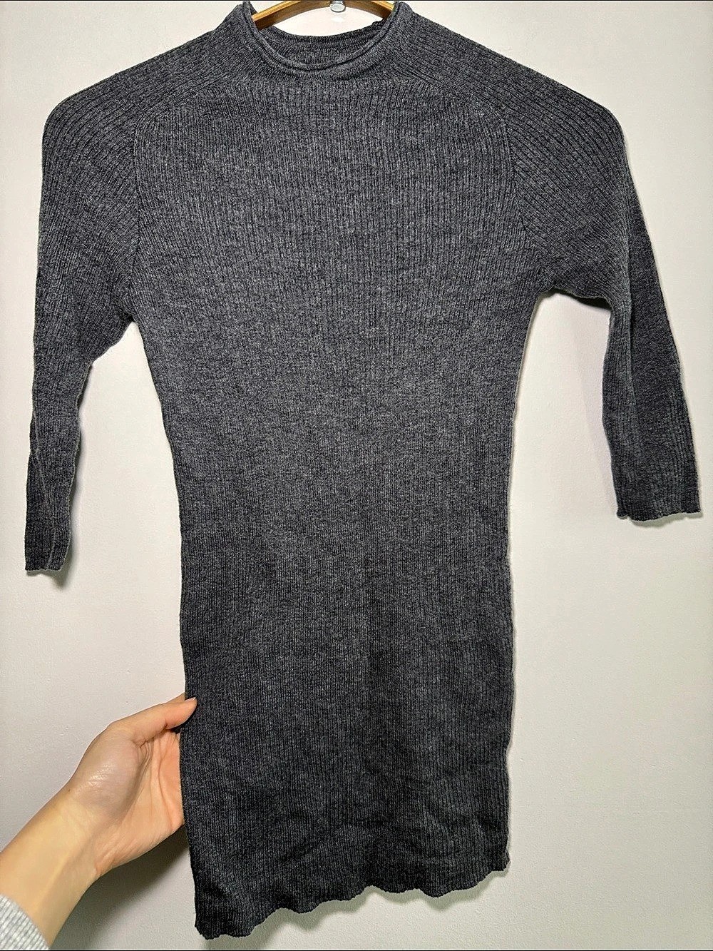 Cashmere and Silk Grey Knit Mockneck Ribbed Top - photo 2