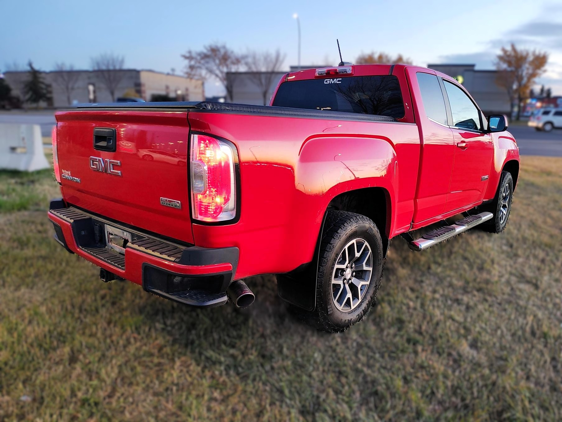 2015 GMC Canyon SLE - photo 4