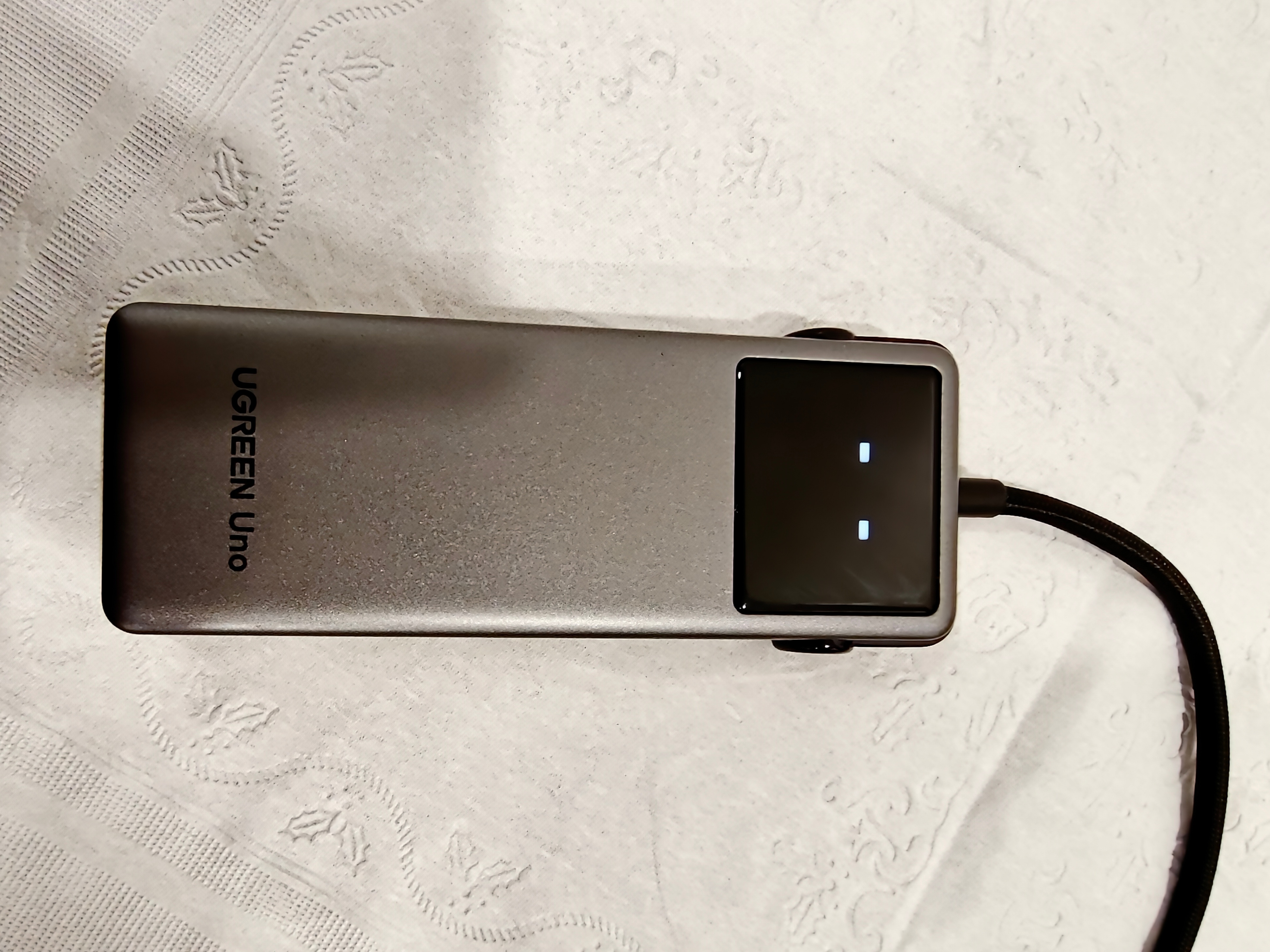 UGREEN Uno 6-in-1 USB-C Hub with Smart Screen (4K HDMI, 100W PD)
