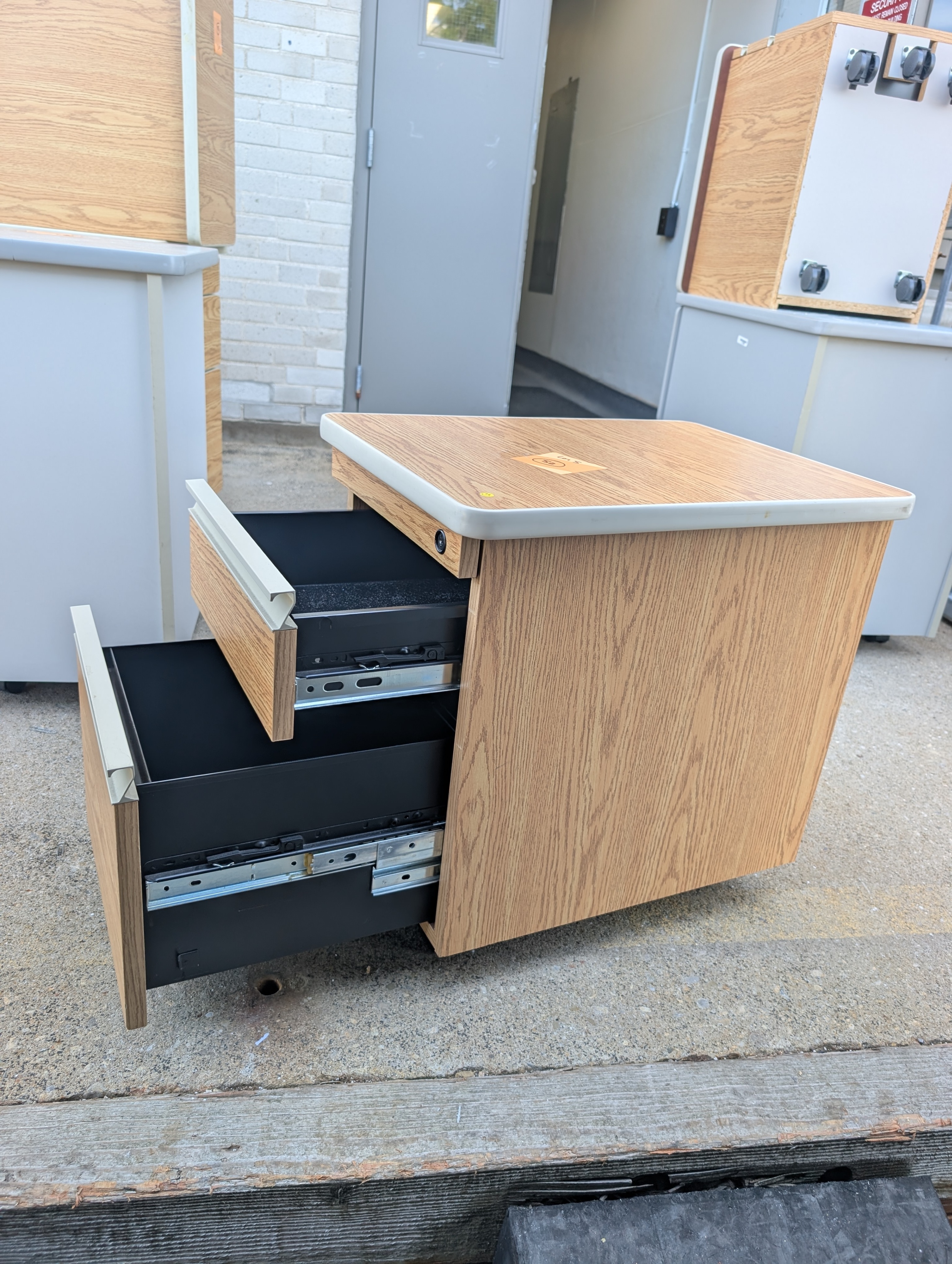 Woodgrain 2-Drawer Mobile Filing Cabinet – Key Included - photo 2