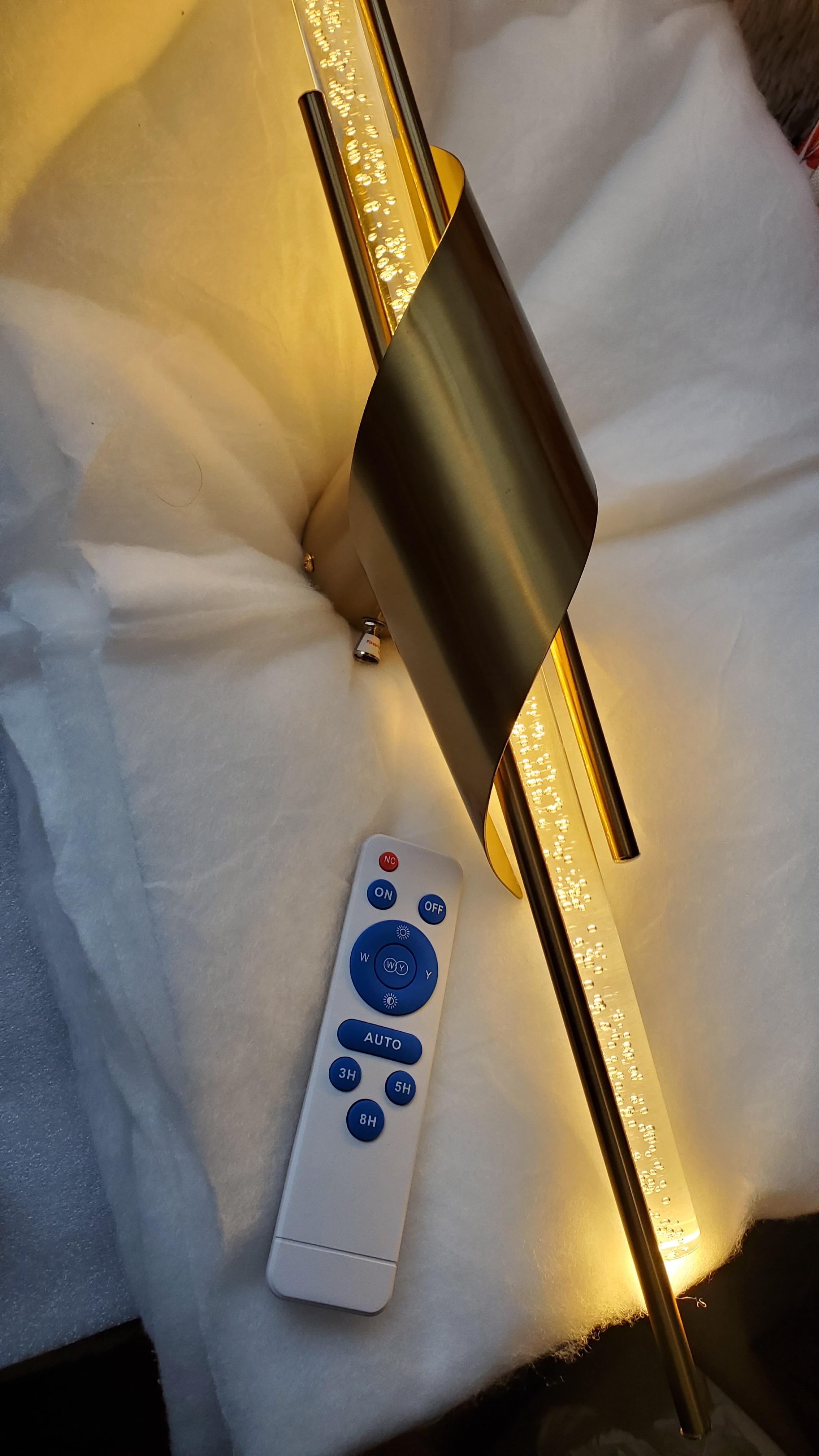 Cordless, Rechargeable Wall Sconce, 33-Inch  LED Wall Light - photo 4