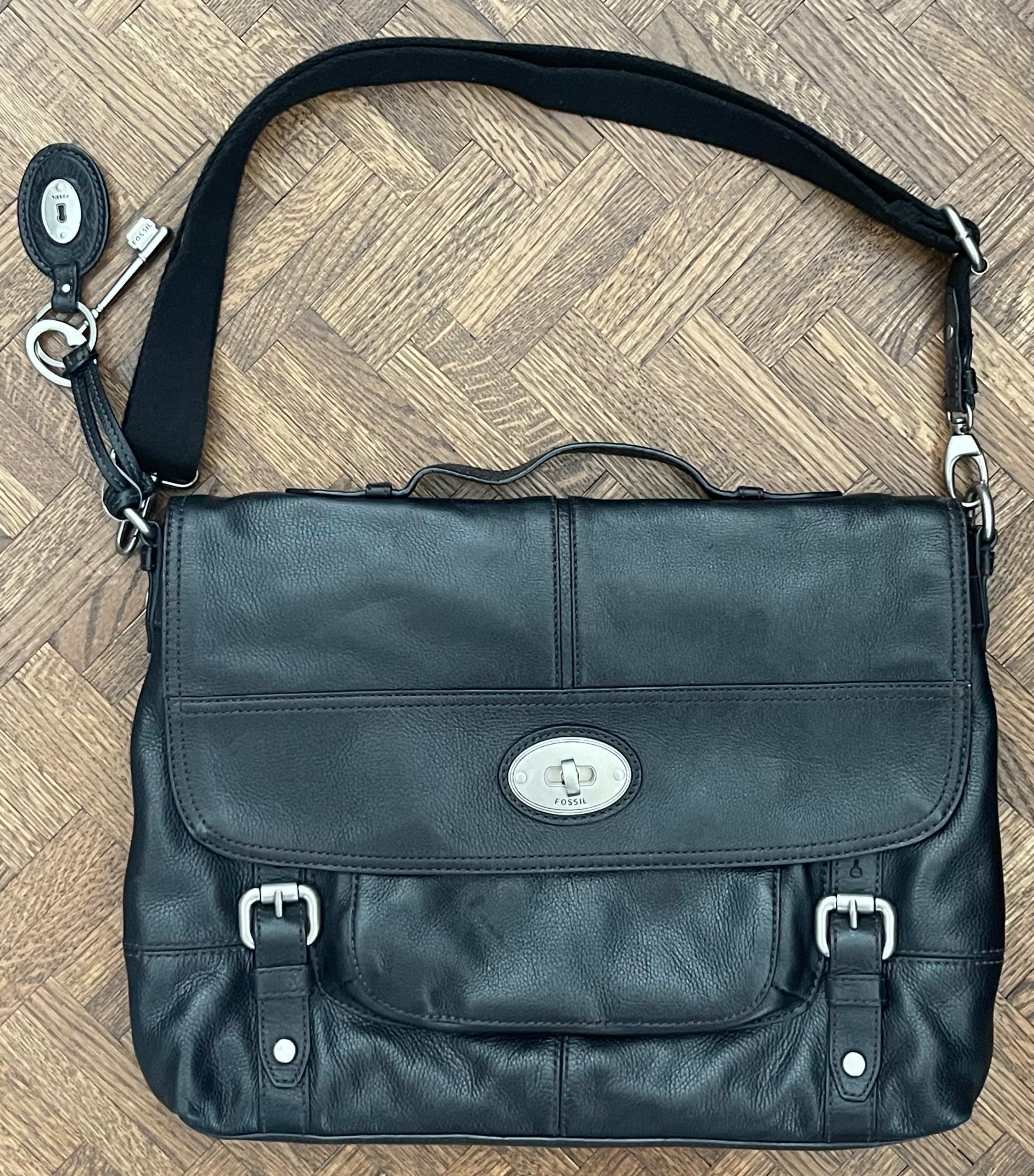 Unused Fossil Maddox Black Leather Messenger Briefcase Bag
