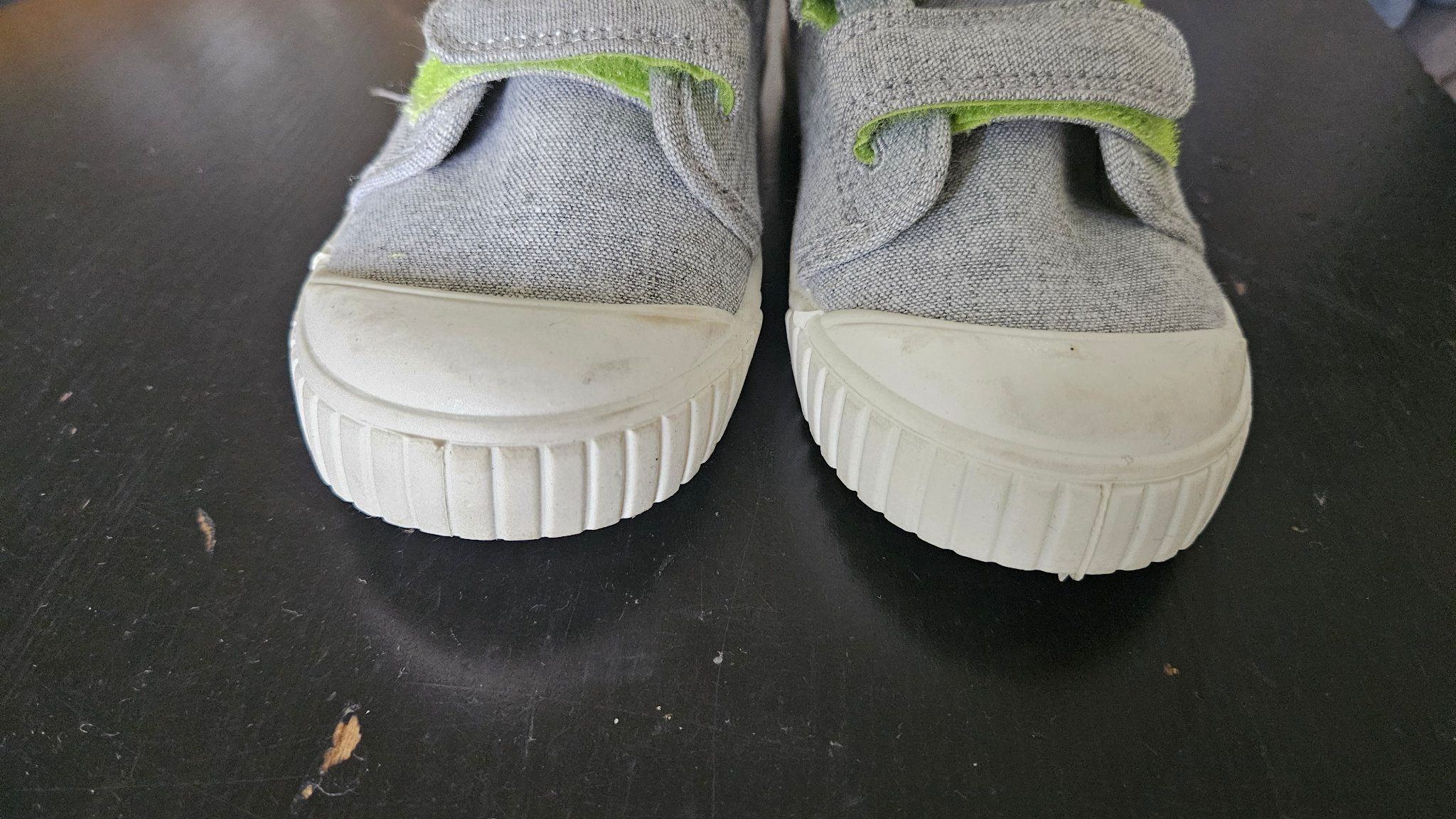 George Kids Canvas Shoes - Size 12