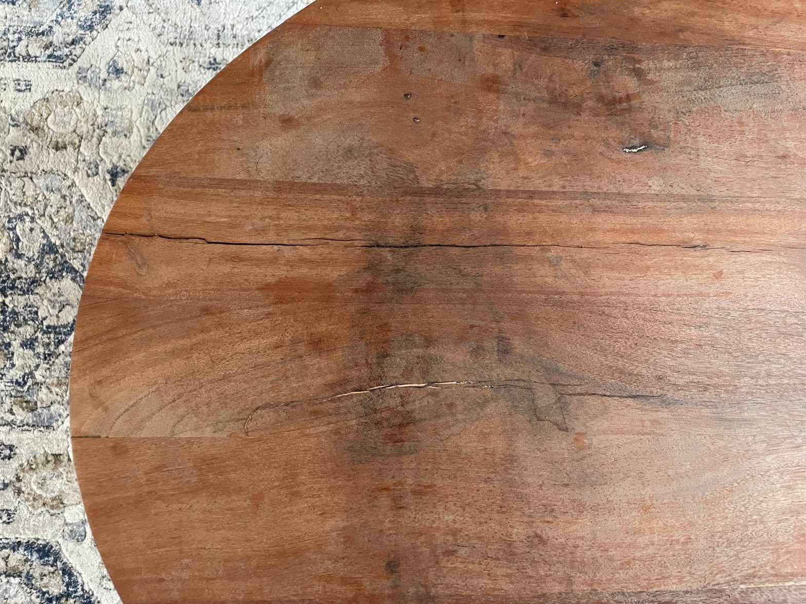 Oval wood-top coffee table - photo 3