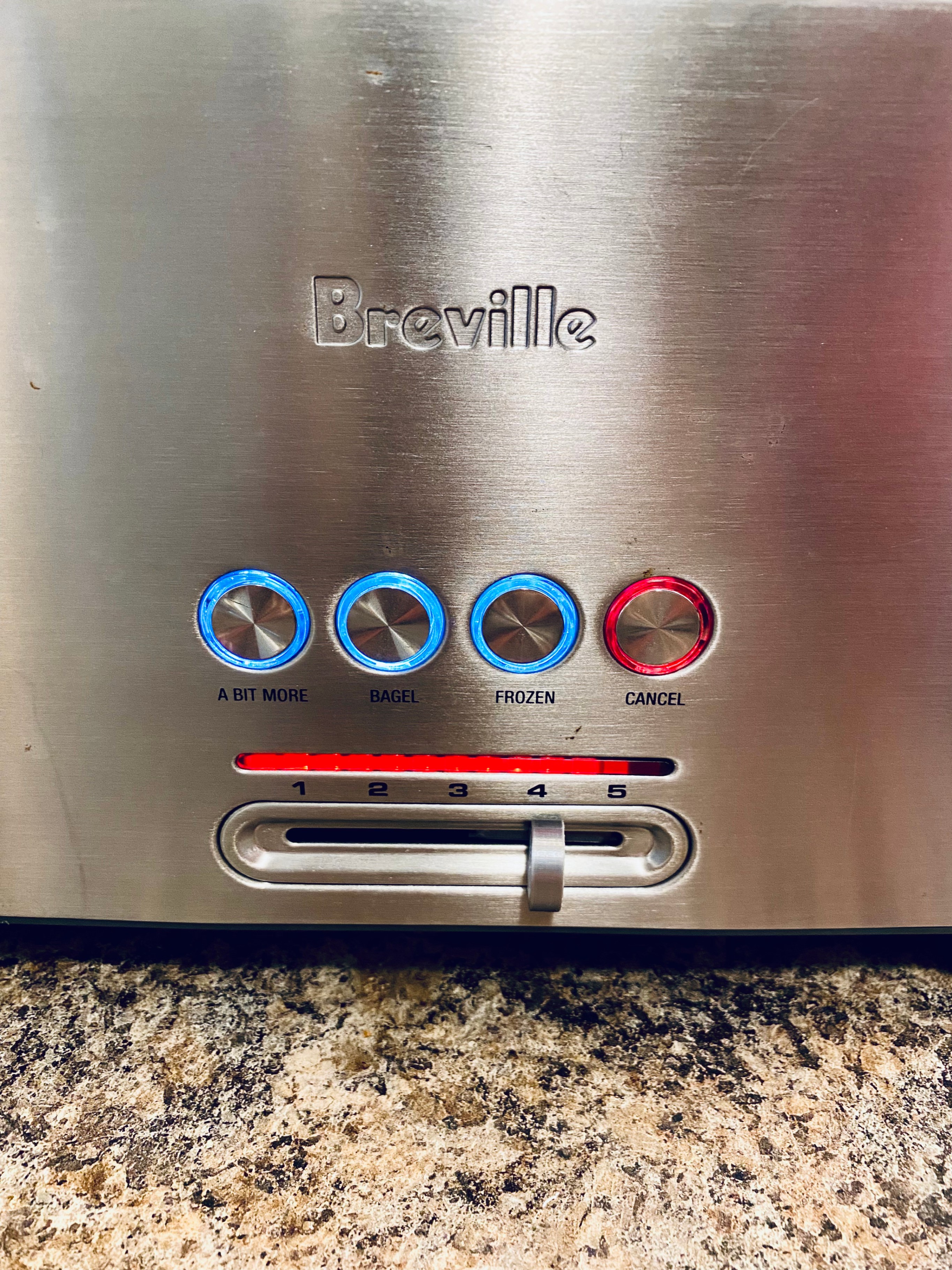 Breville 4-Slice Long-Slot Toaster (BTA730XL) - 1,800W - photo 3