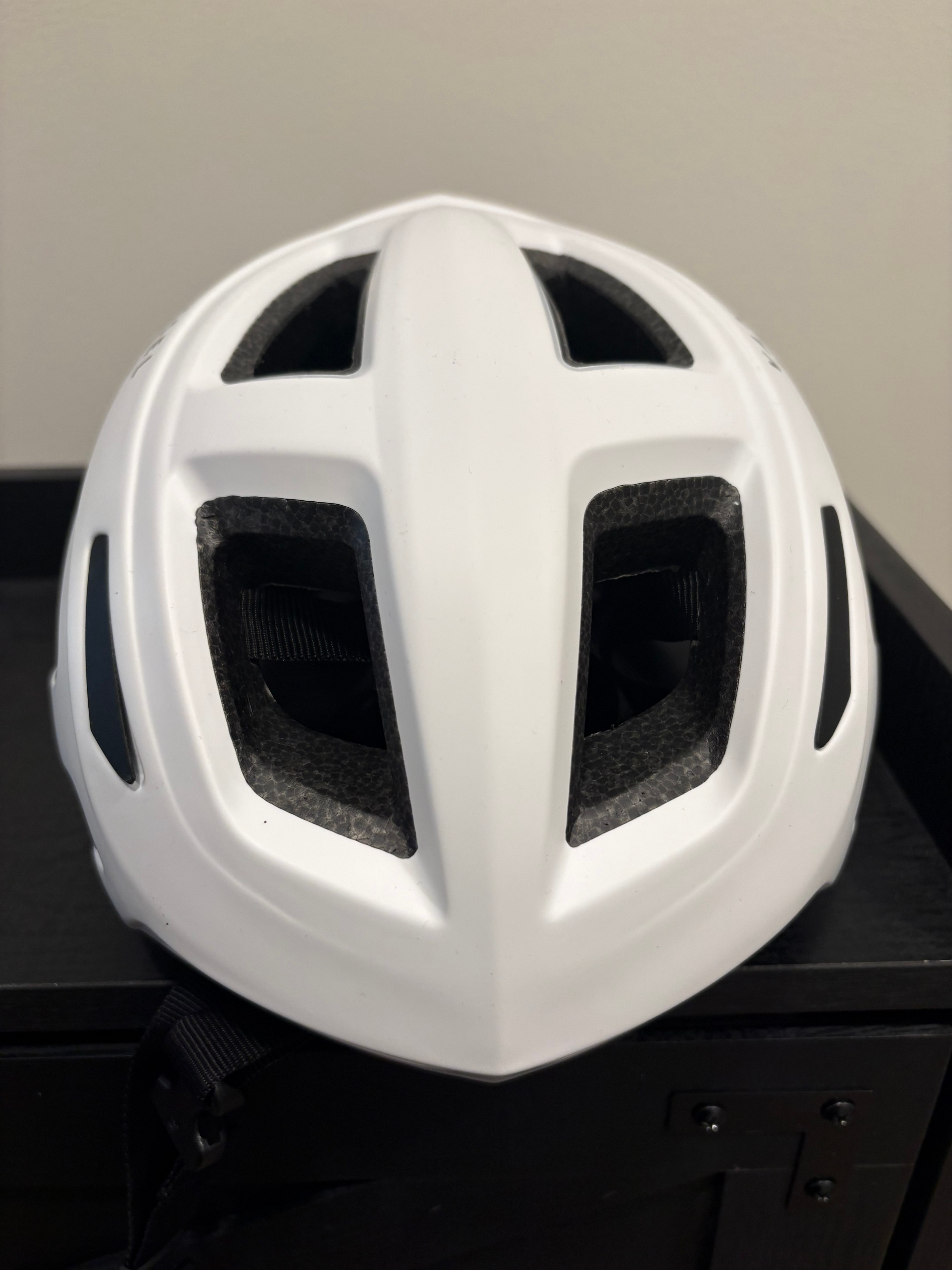 Decathlon ROADR 500 Road Bike Helmet – Size M – Brand New