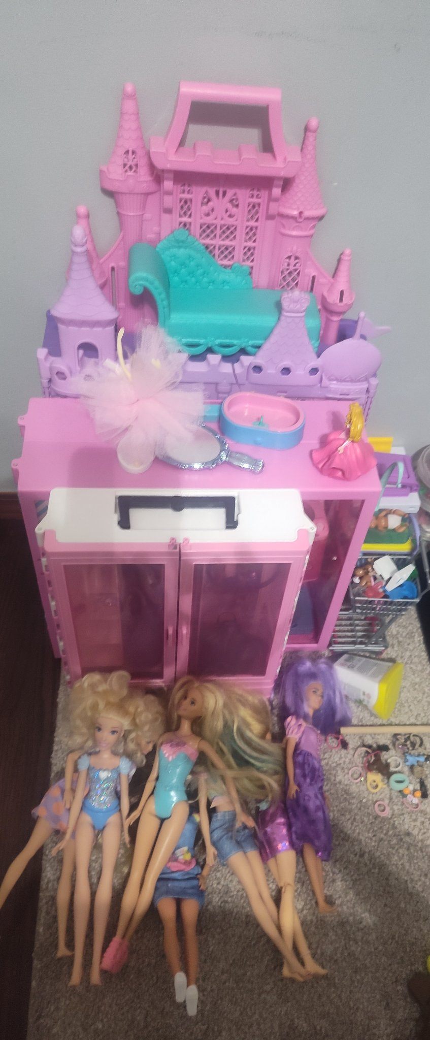 Princess Castle Dollhouse + 5 Dolls Lot — $50