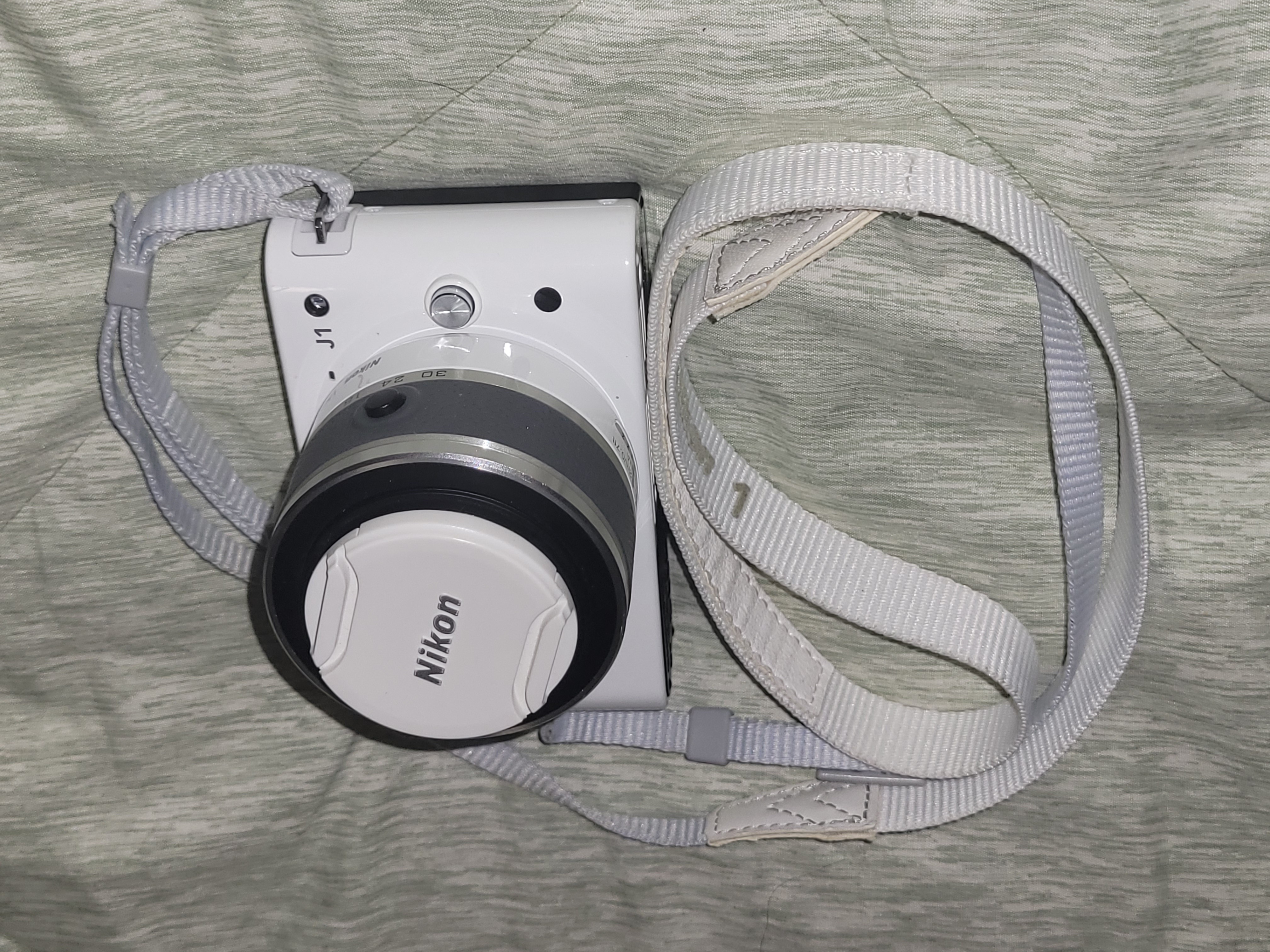 Nikon 1 J1 Camera Body - photo 3