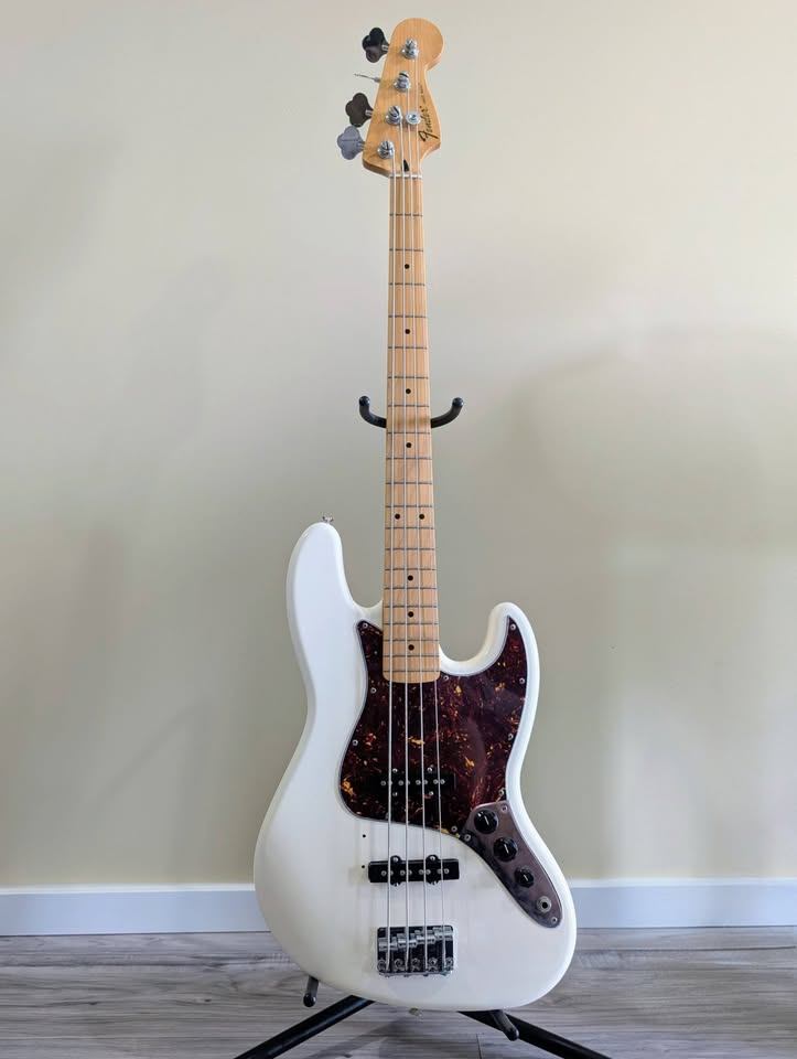 Fender Jazz Bass (MIM 2013)