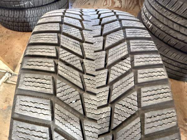 1 X single 225/45/17 Continental Winter Contact SI Plus with 75% - photo 3