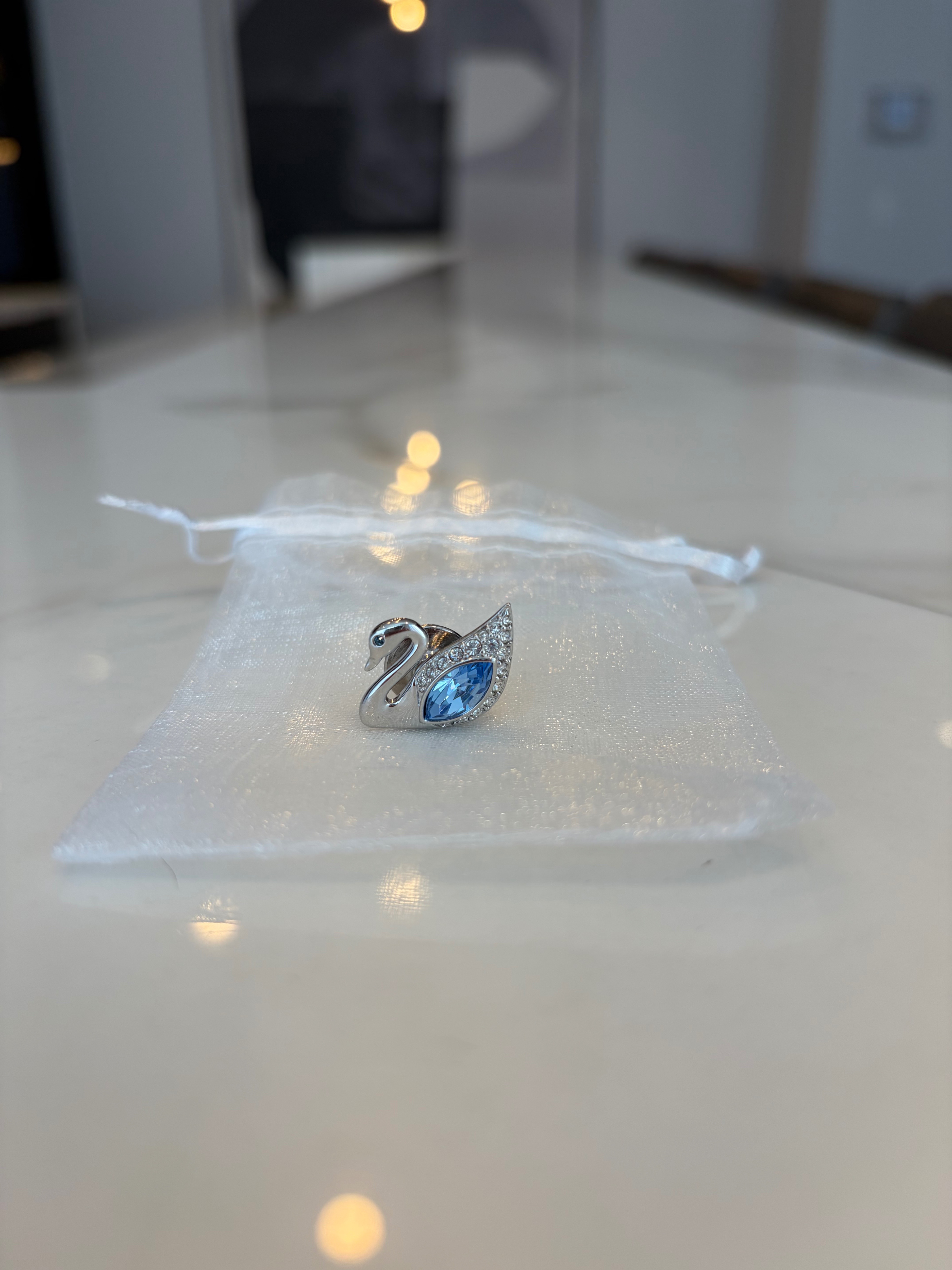 Swarovski SCS 2002 Magic of Dance Blue Swan Pin