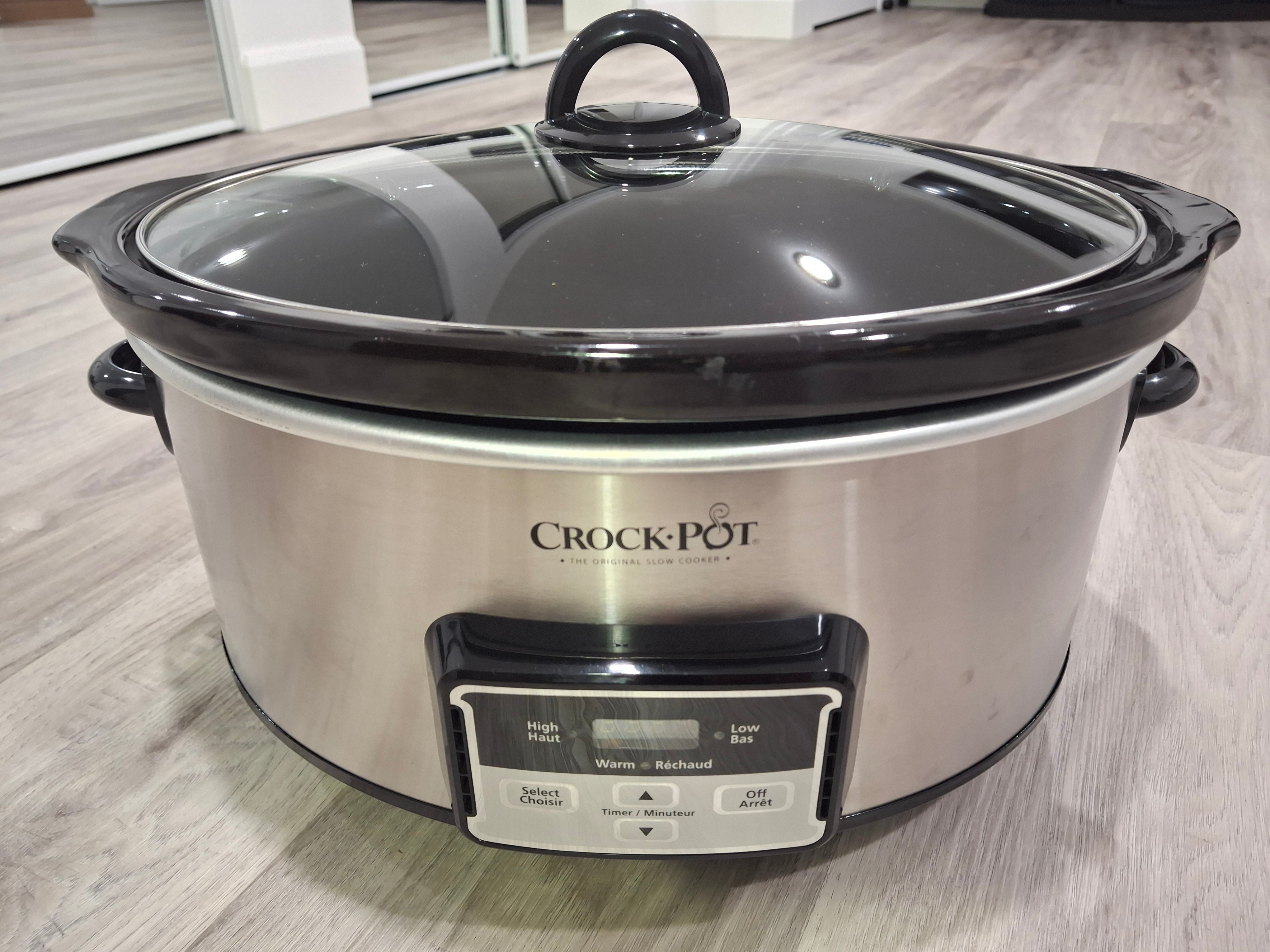 Crock-Pot Slow Cooker – 8-Quart Programmable, Like New