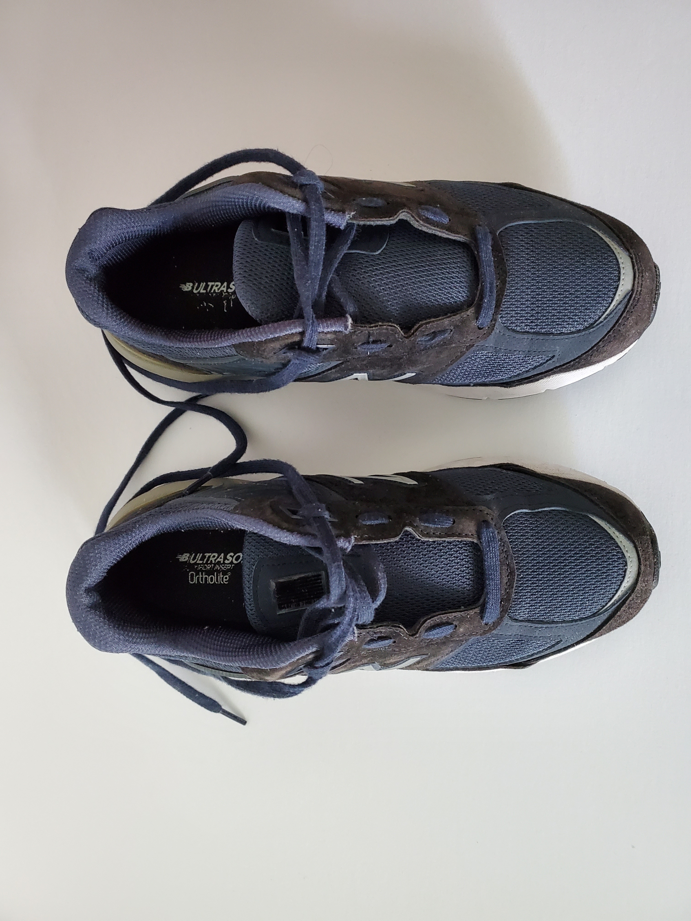 New Balance Women's W990 Sneaker