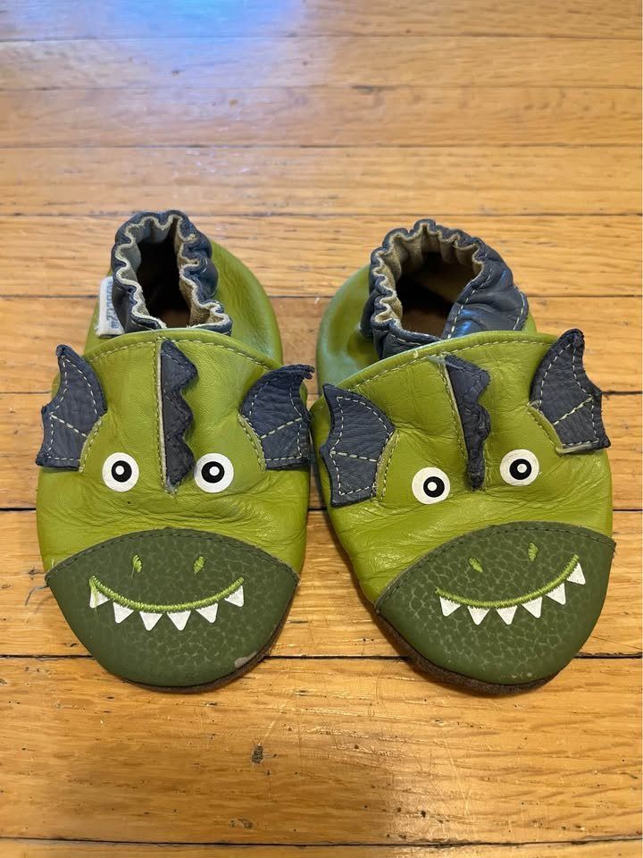 Robeez Green Dragon Baby Shoes 6-12 Months