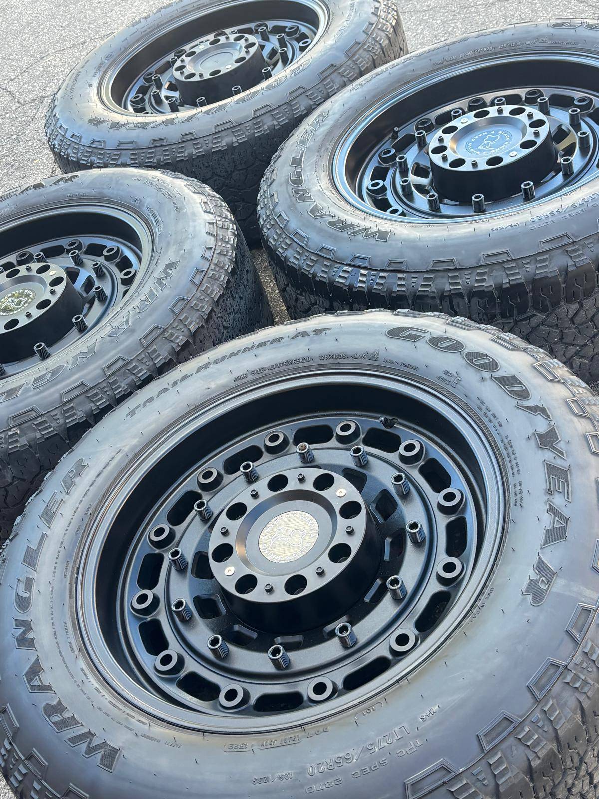 20"BlackRhino(8x165)+Goodyear A/T- RAM 2500/3500/Hummer/Sierra/S - photo 2